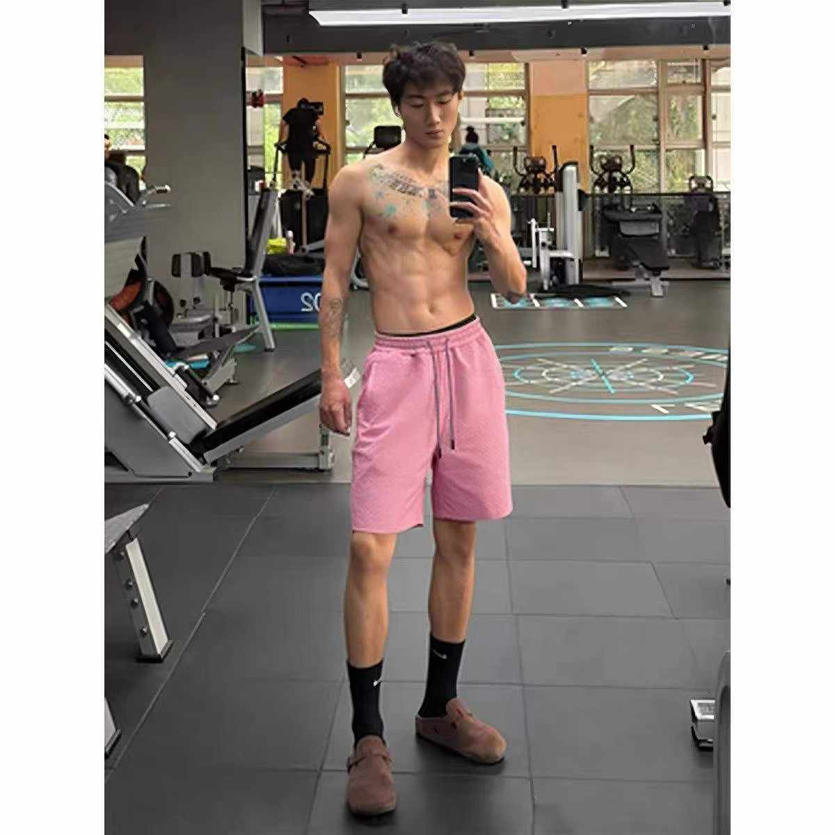 8930 Pieces Summer Trendy Brand Men's Casual Sports Shorts - Image 6