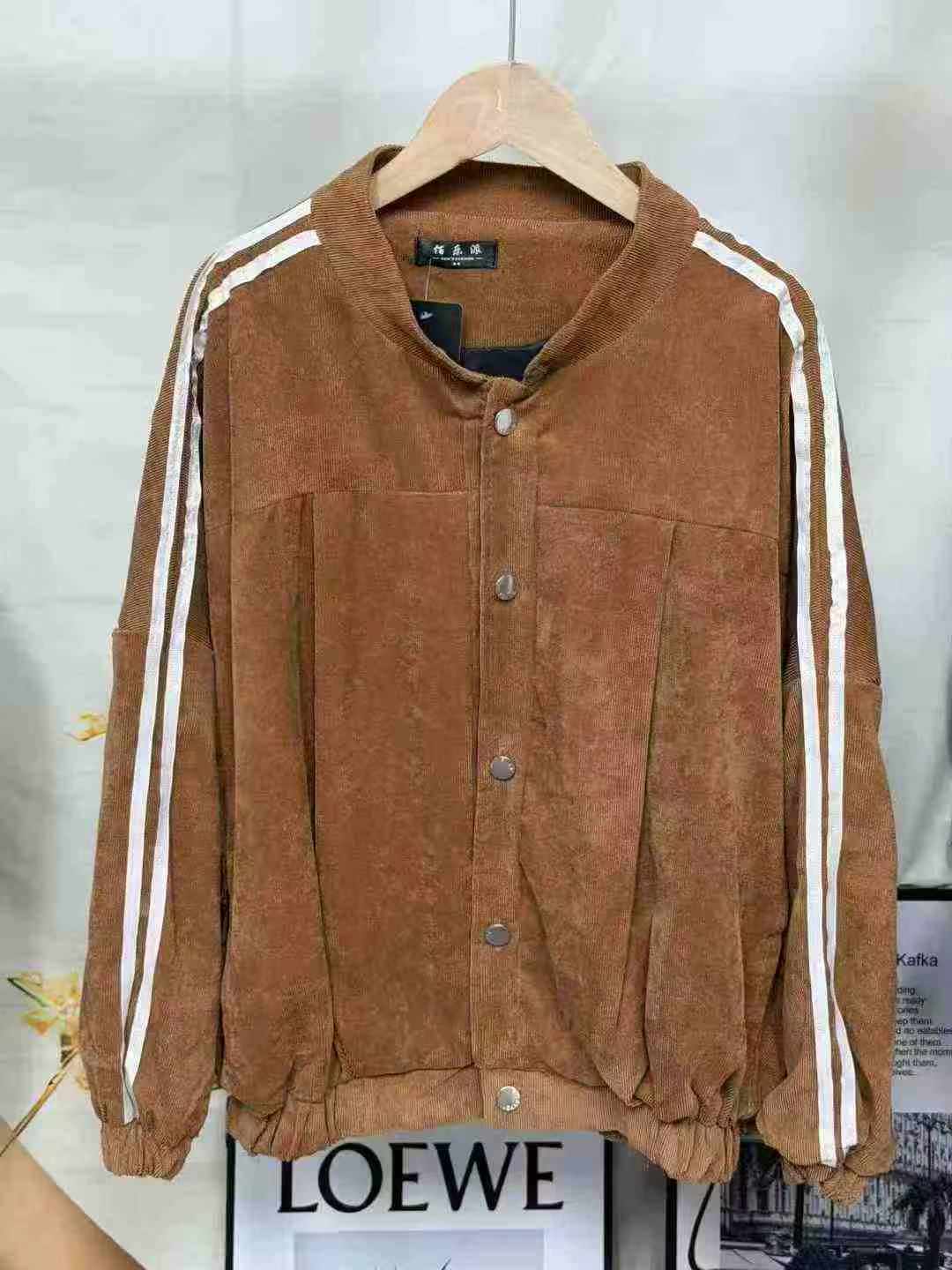 160 Pcs Men's Fashion Corduroy Striped Coat - Image 2