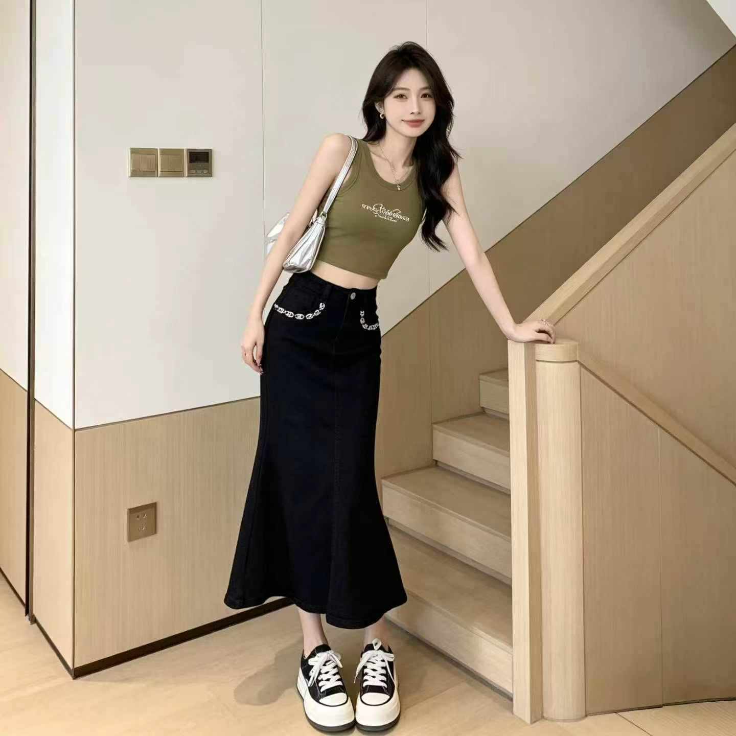 Rhinestone High Stretch Mermaid Skirt For Women, 75 Pieces - Image 3