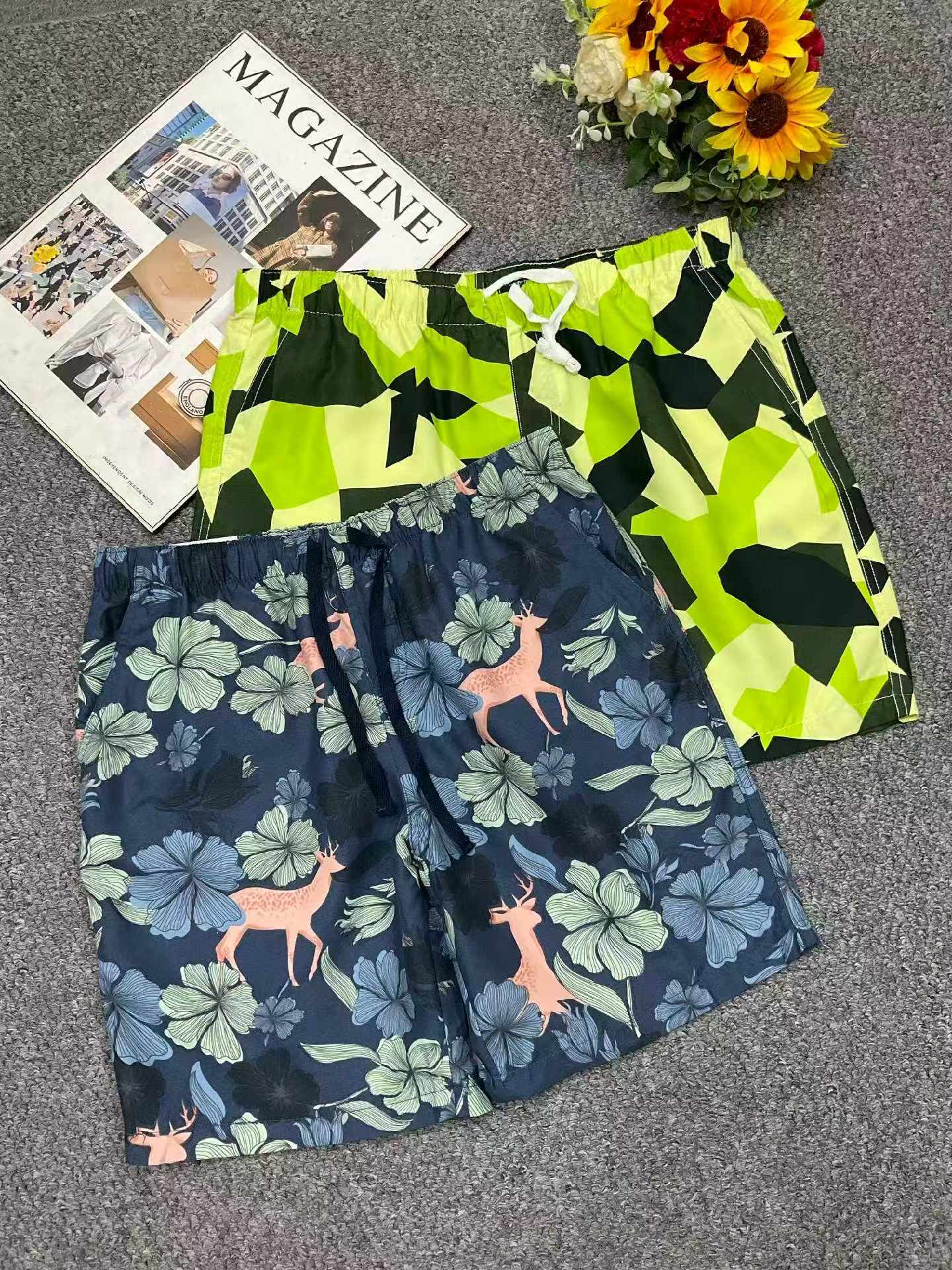 Summer New Men's Casual Loose Shorts, About 150 Pieces - Image 2