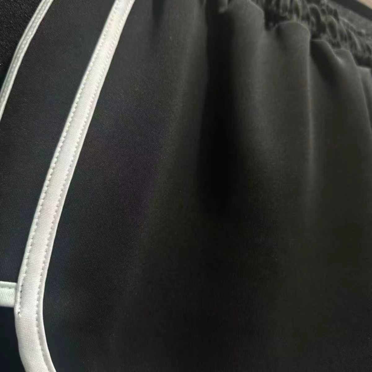 Casual Sports Fitness Shorts About 80 Pieces - Image 4