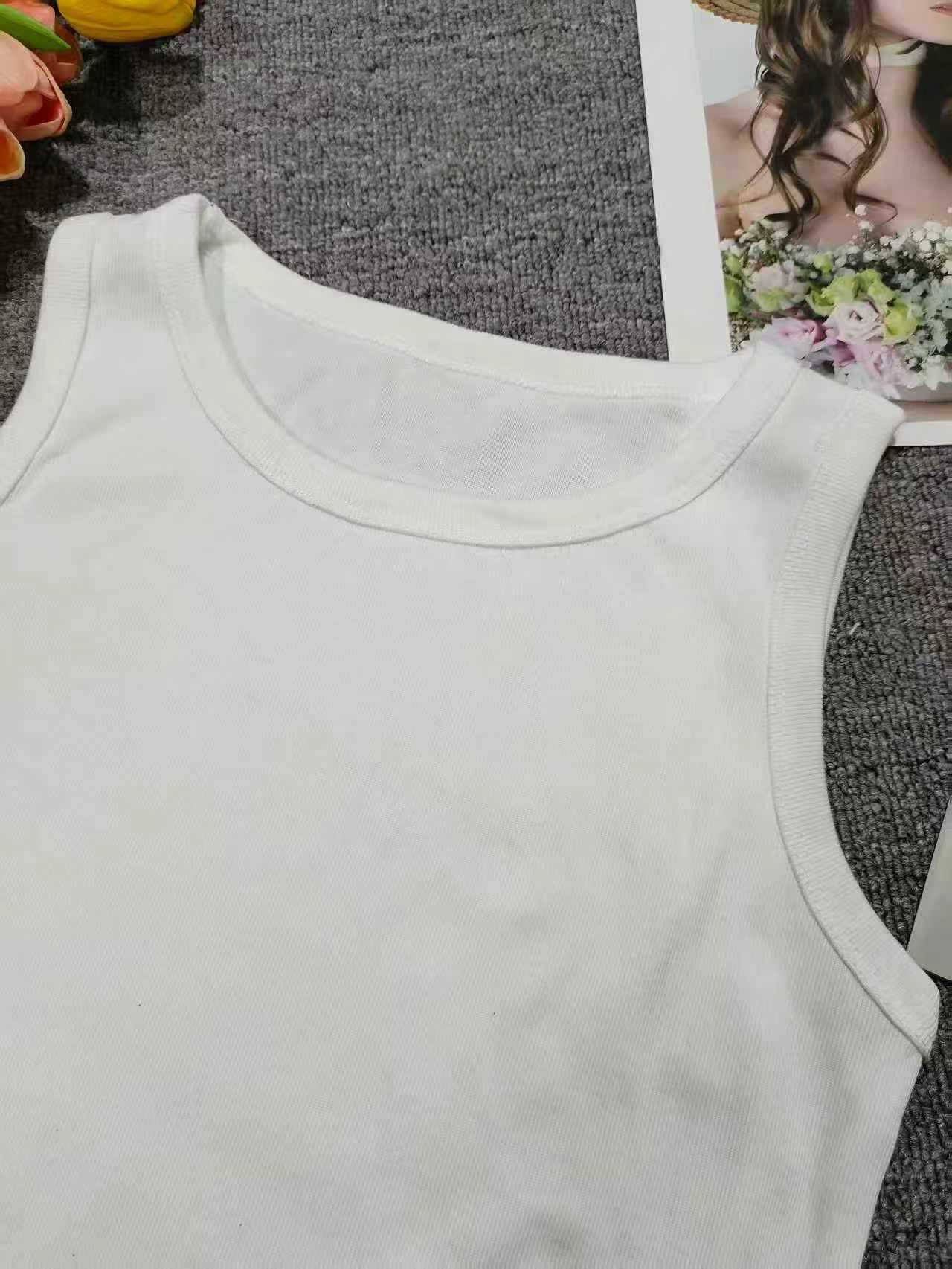 2000 Pieces Women's Tank Tops - Image 3