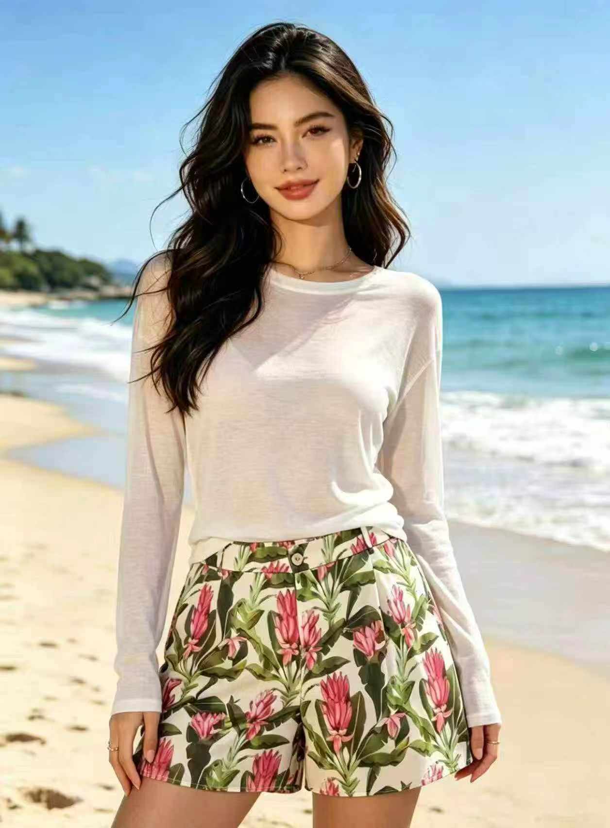 Cerca de 178 Peças de Shorts e Saias Femininas - Image 8