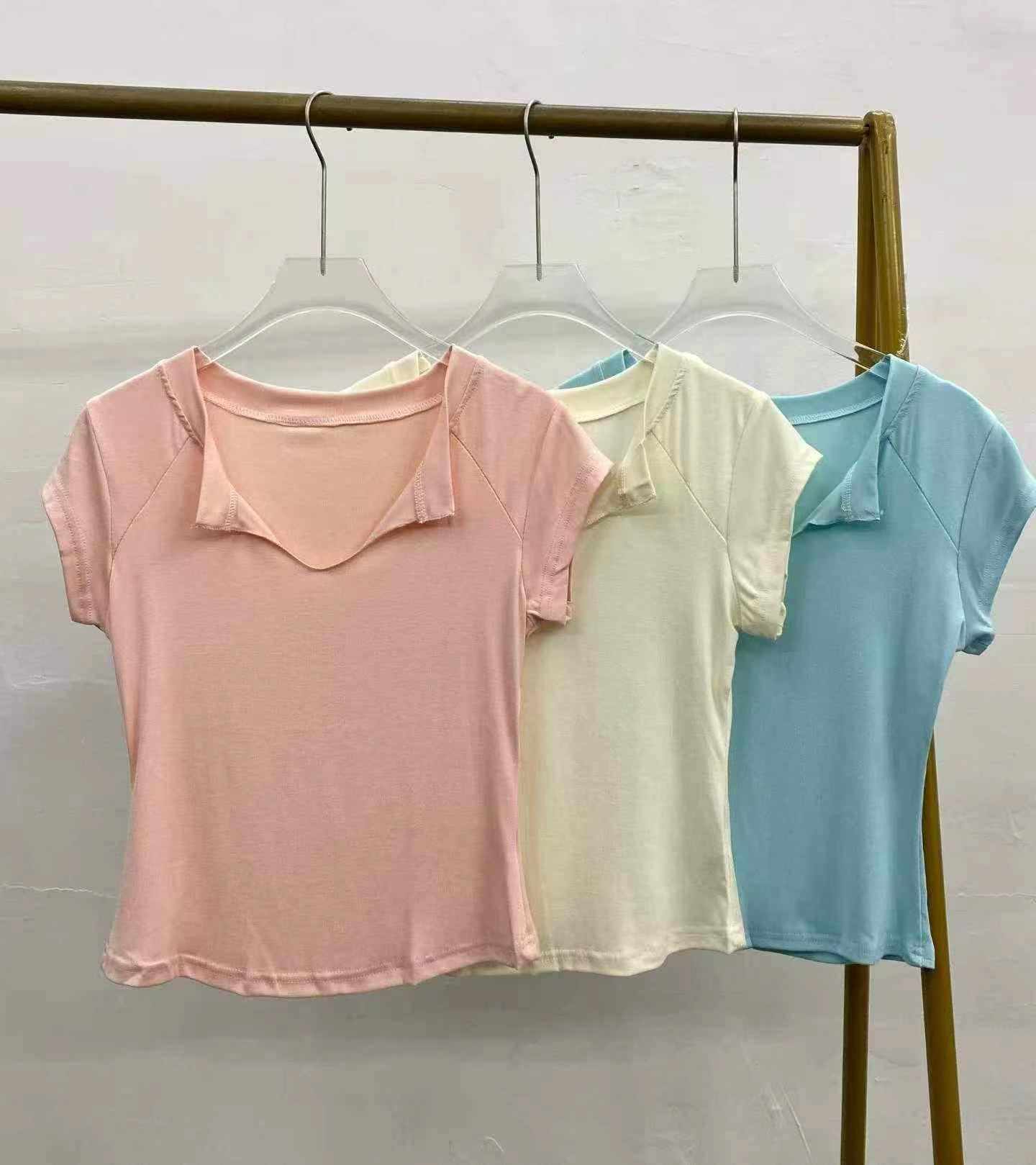 194 piezas de camisetas de viscosa de cuello en V y manga corta - Image 2