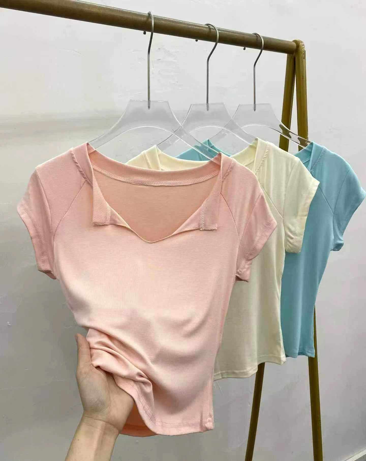 194 piezas de camisetas de viscosa de cuello en V y manga corta - Image 5