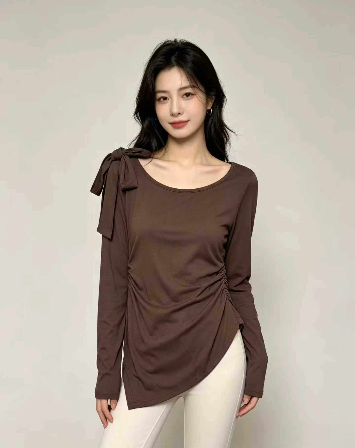 Women's V-neck Long Sleeve Brushed Slim T-shirt, 380 Pieces - Image 2