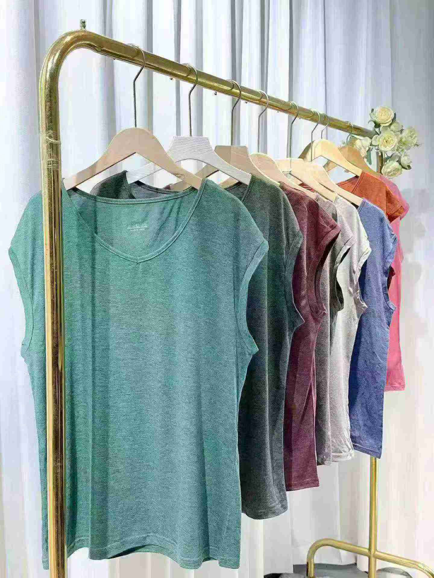 Women's Wide Shoulder Tank Tops, About 2500 Pieces - Image 4