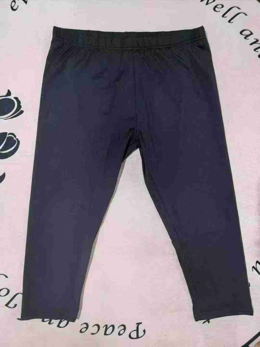 430 Pcs Foreign Trade Women's High Stretch Sports Cropped Pants - Image 5