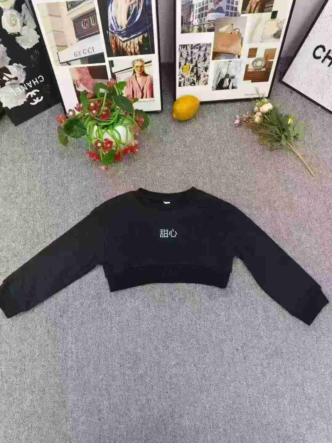 Approx 300pcs Girls Cropped Sweatshirts Size 110-160 Bulk Clearance - Image 4