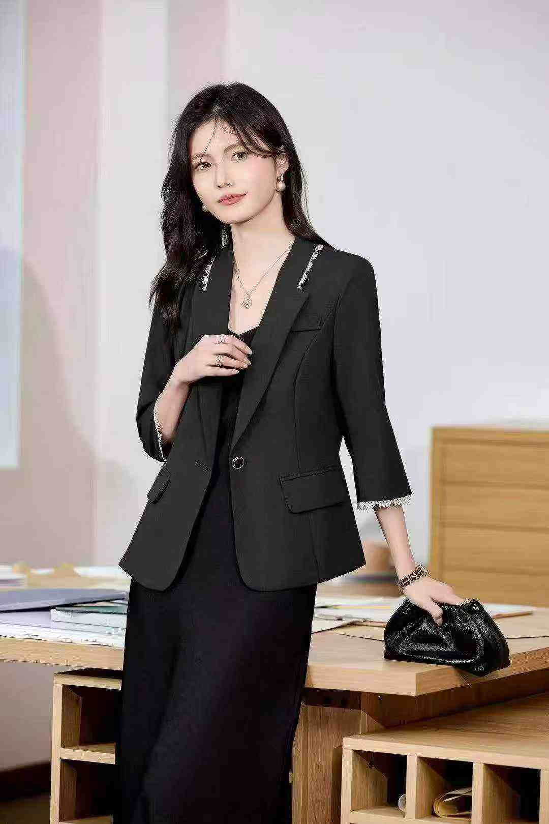 High Quality Women's Mid Sleeve Blazer, 520 Pieces, 3 Colors, S-4XL, Individual Packaging - Image 3