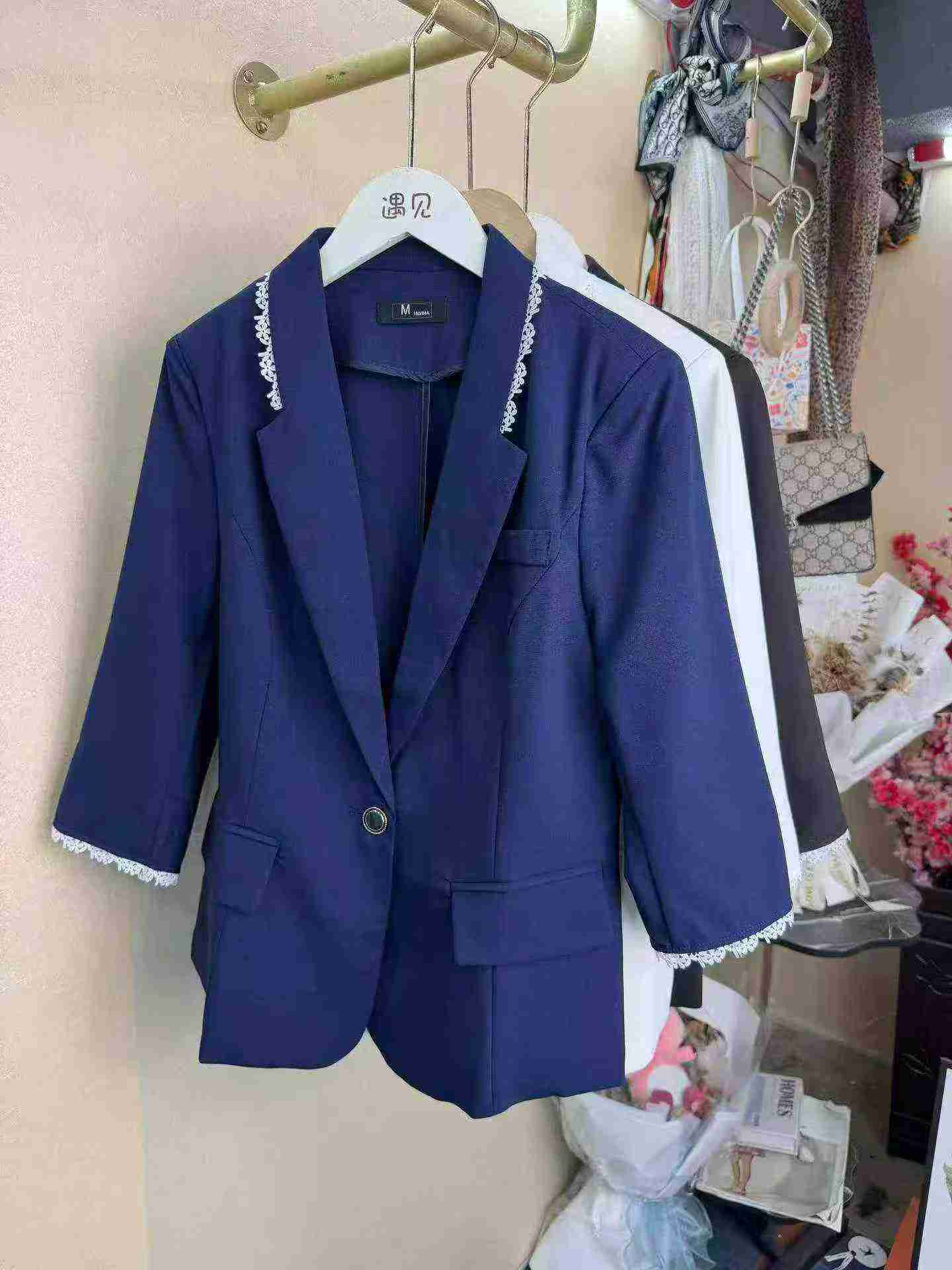 High Quality Women's Mid Sleeve Blazer, 520 Pieces, 3 Colors, S-4XL, Individual Packaging - Image 4