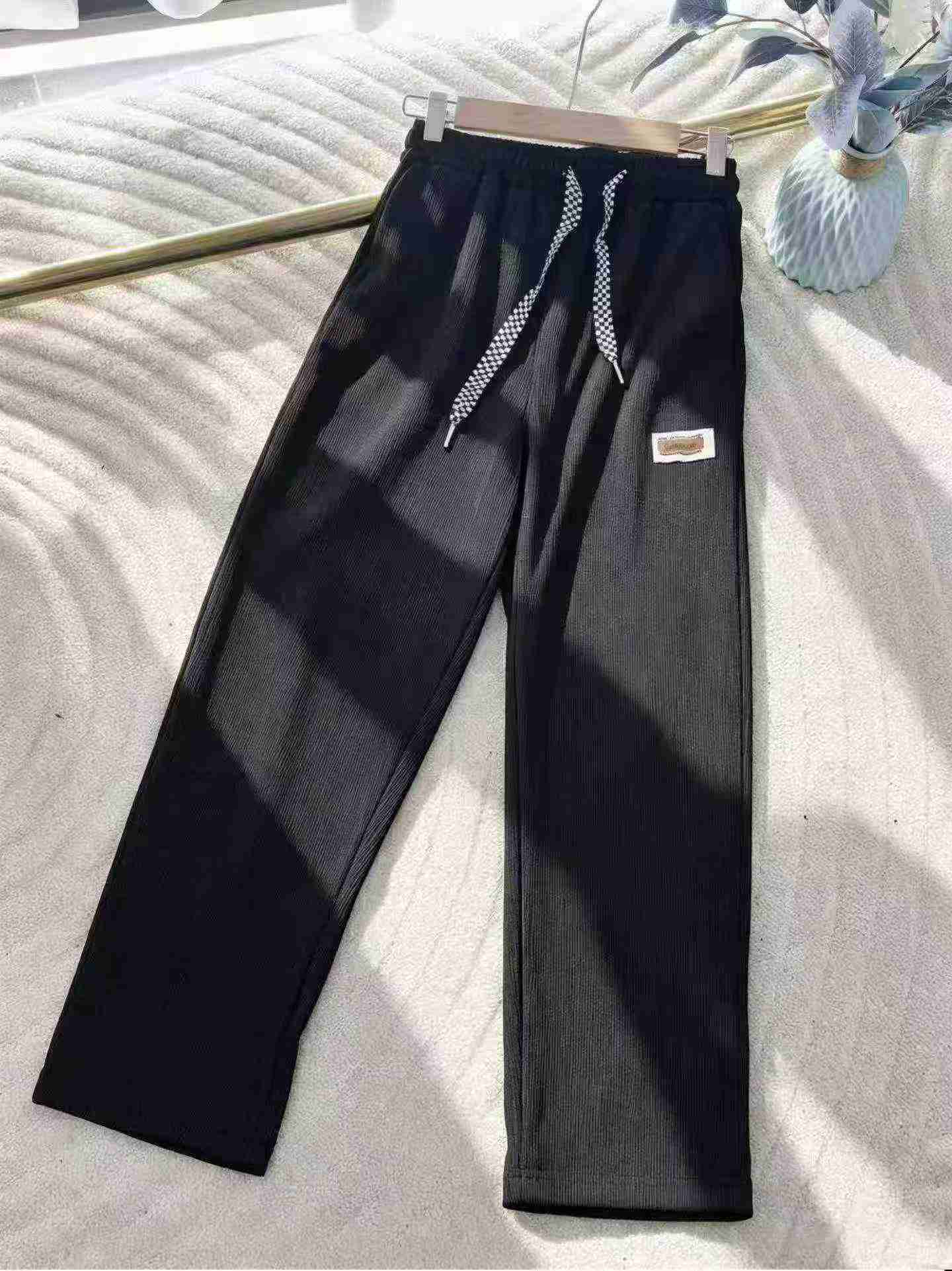Clearance Wholesale Women's Ice Silk Pants 905pcs - Image 5