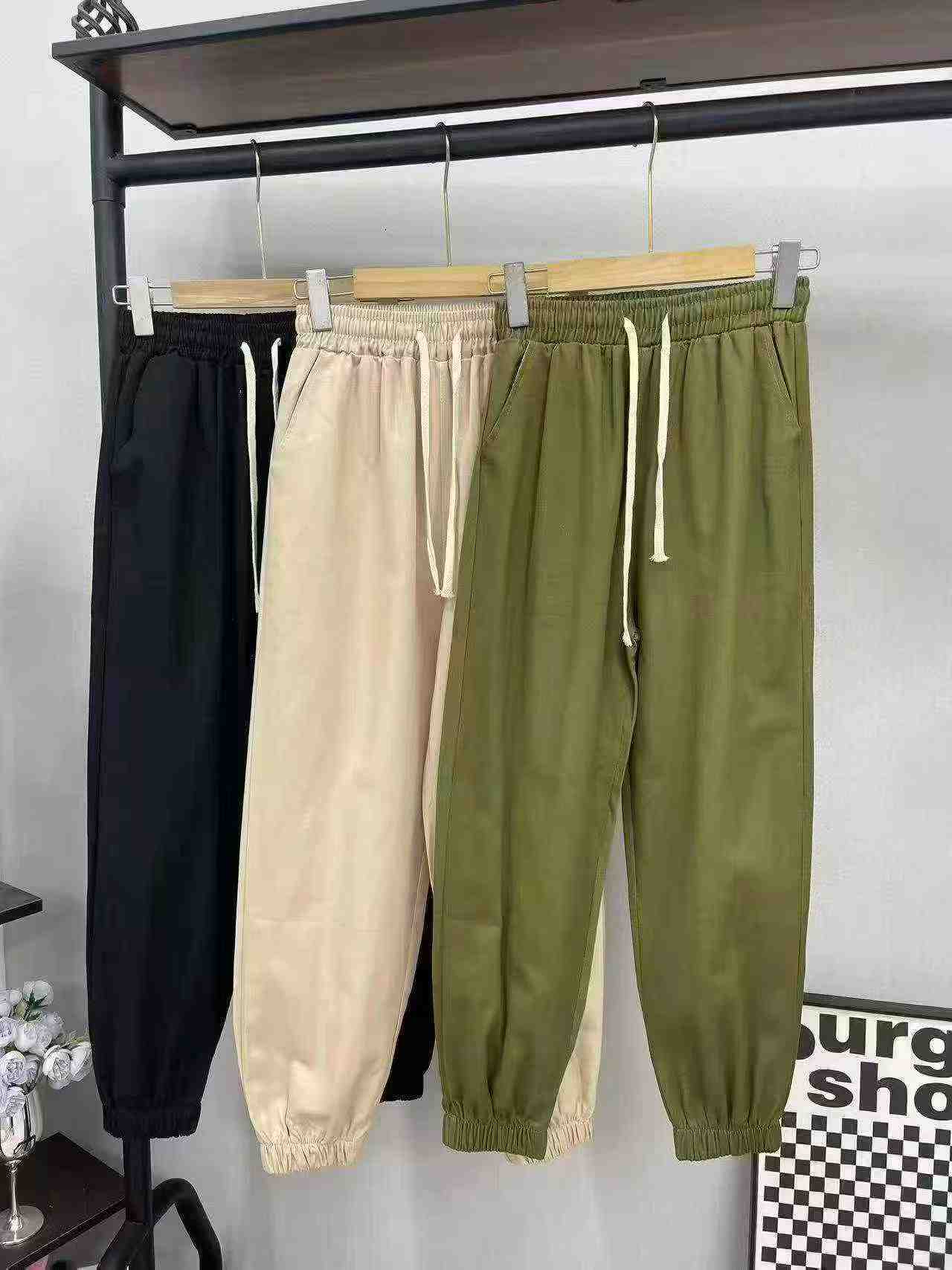 Men's Cargo Jogger Pants, Total 1800 Pieces Clearance - Image 4