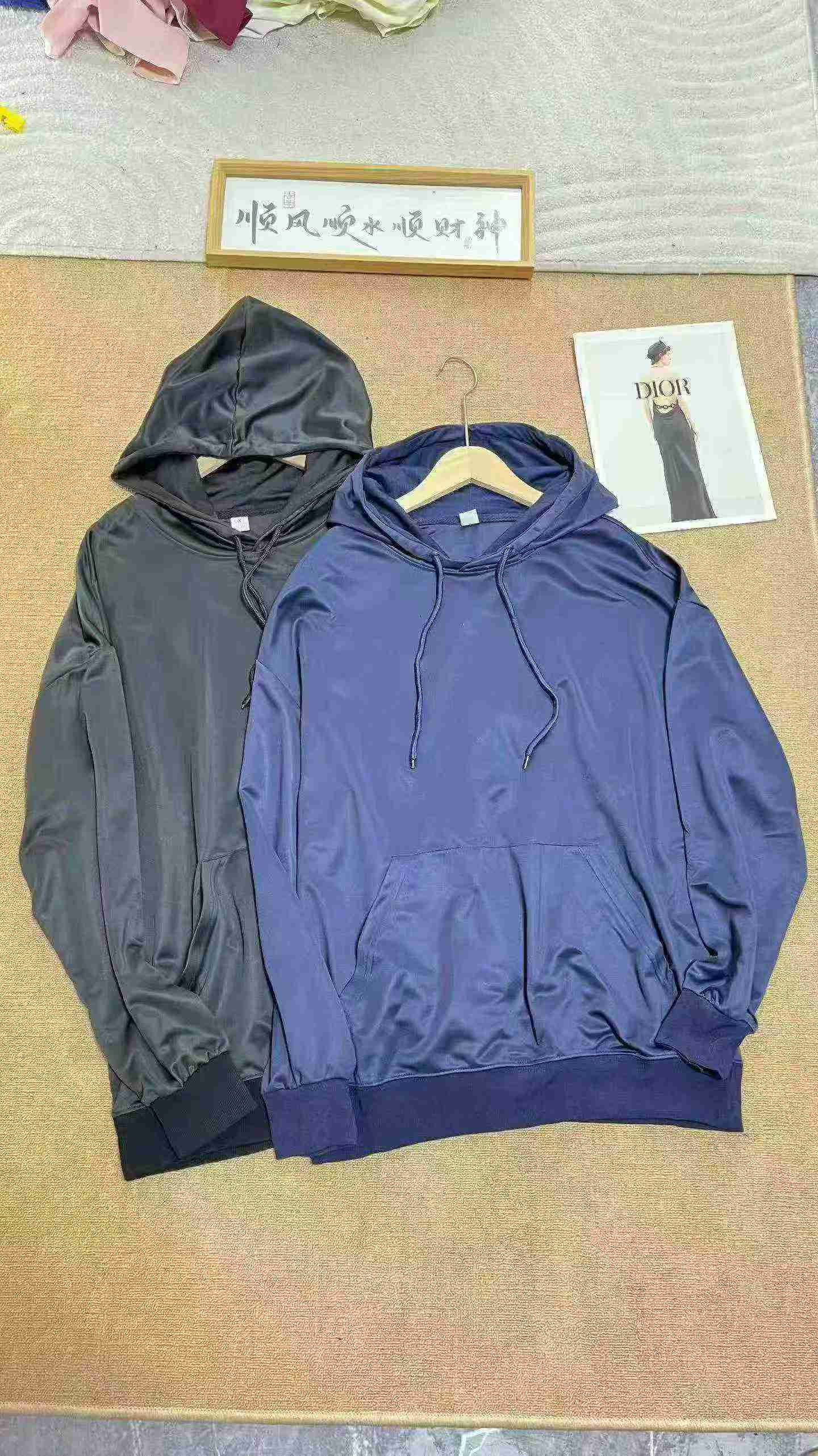 Sweats à capuche unis vierges, environ 2790 pièces en liquidation - Image 9