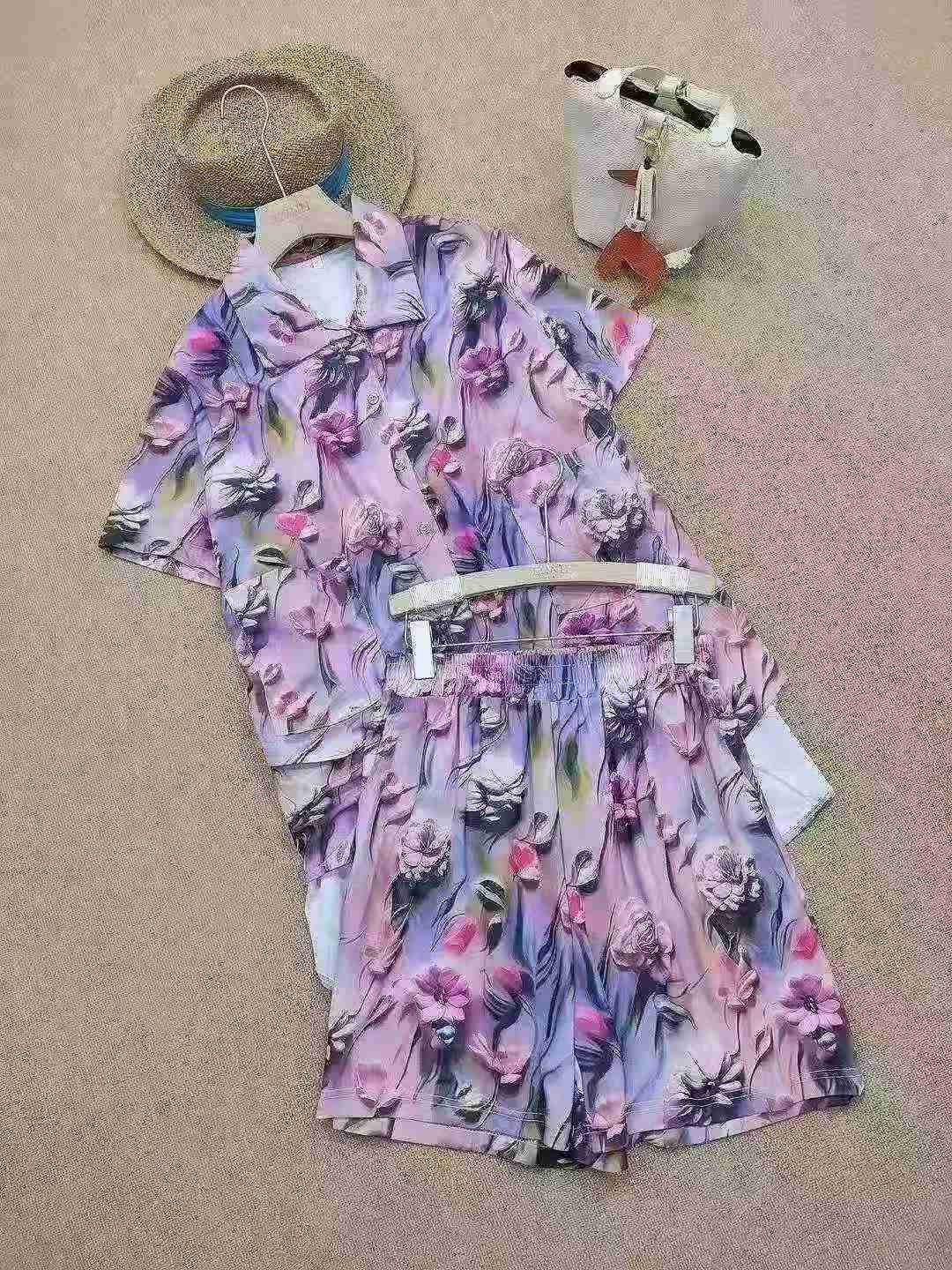 Clearance 1568 Sets Fashion Loose Button Shirt & Shorts Two Piece Set - Image 5