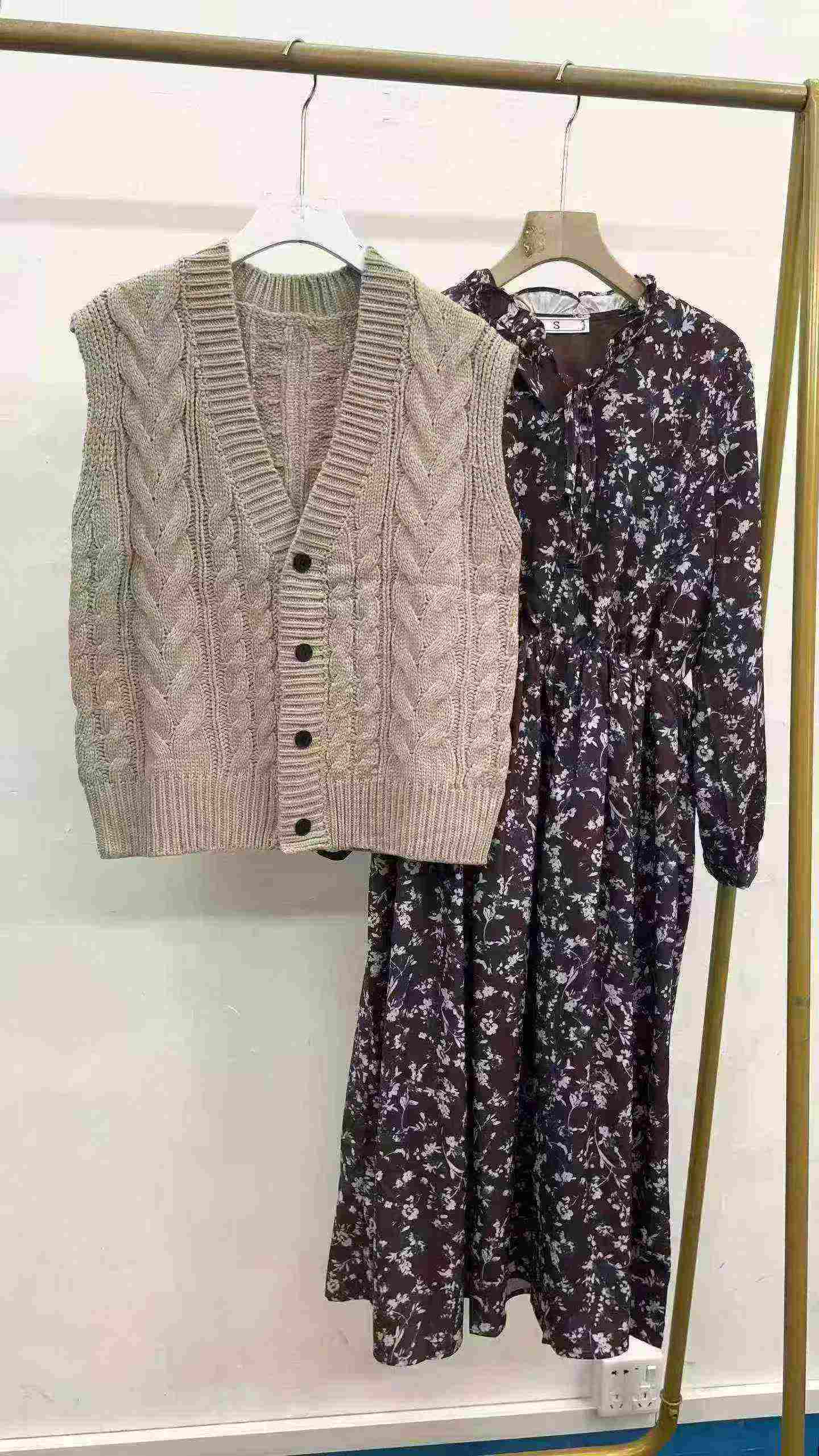 73 Pcs Women's Dress Knit Cardigan Vest Two-piece Sets - Image 3