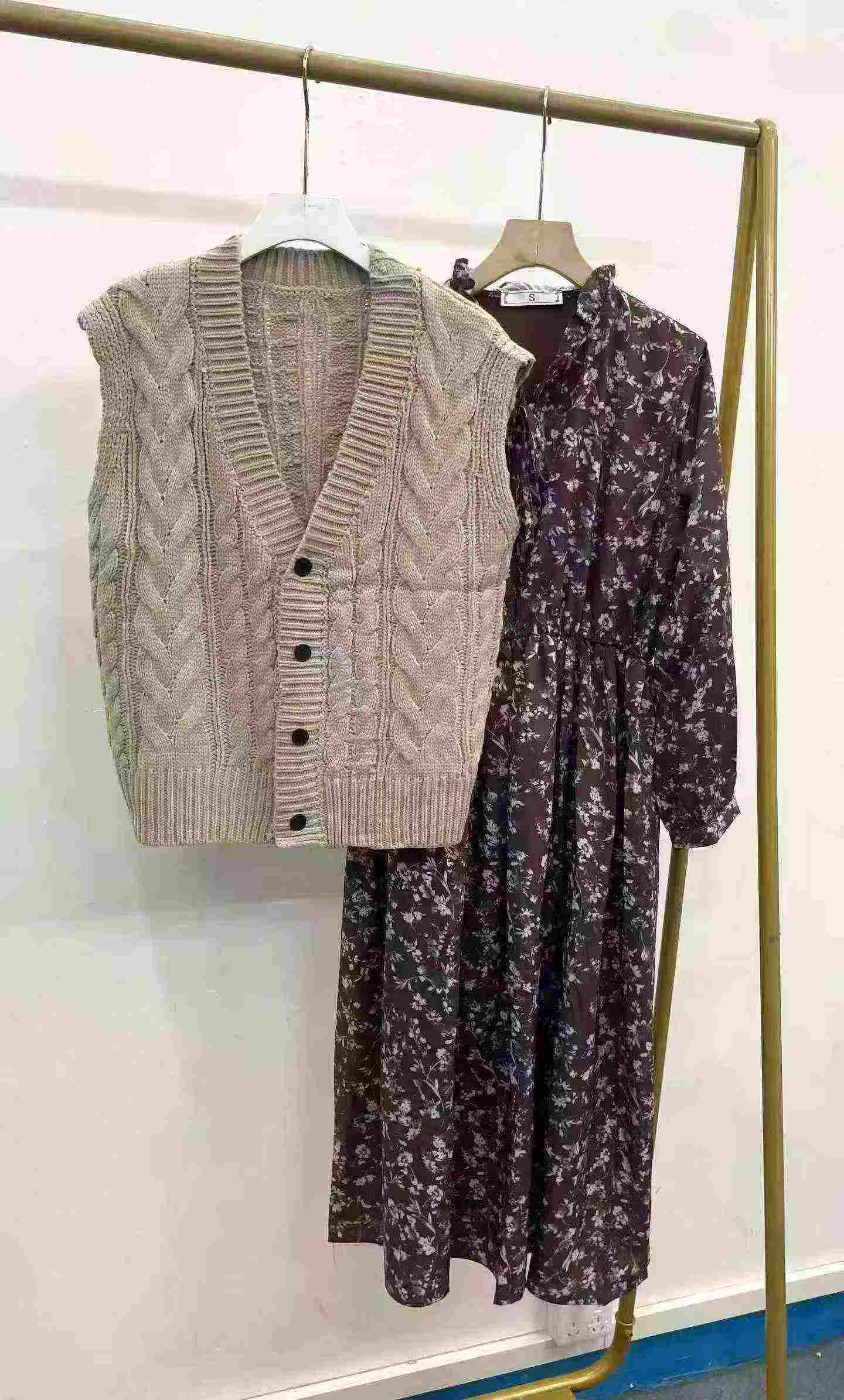 73 Pcs Women's Dress Knit Cardigan Vest Two-piece Sets - Image 4
