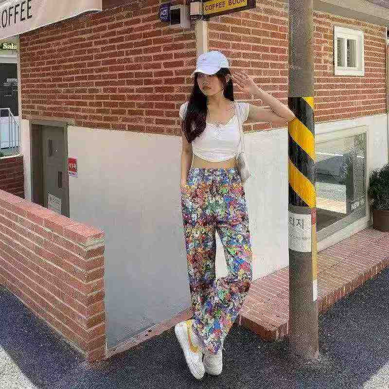 902 Pcs Hangzhou Trendy Brand Women's Cartoon Print Wide Leg Casual Pants - Image 3