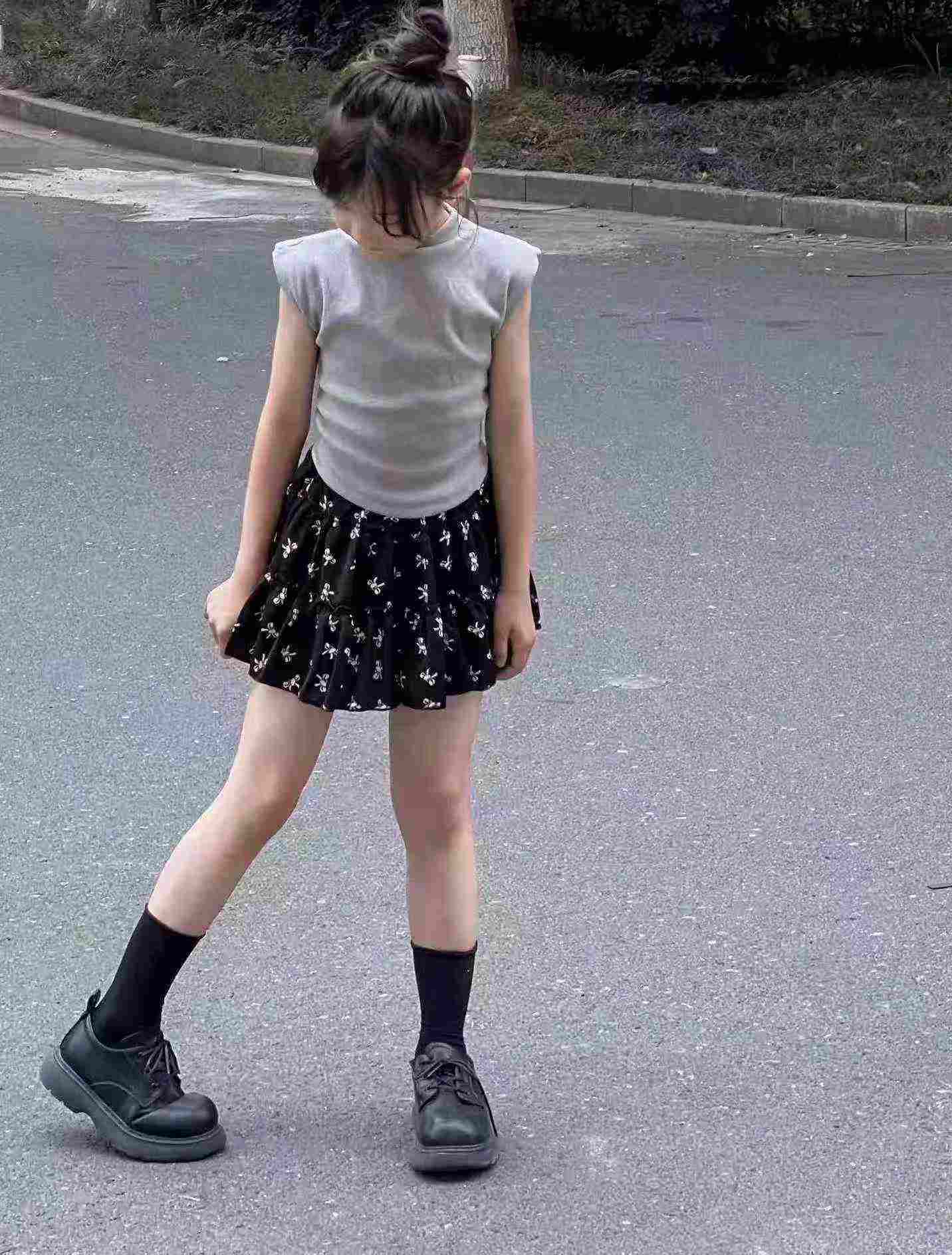 760 Pcs Kids Sweet Skirts - Image 6