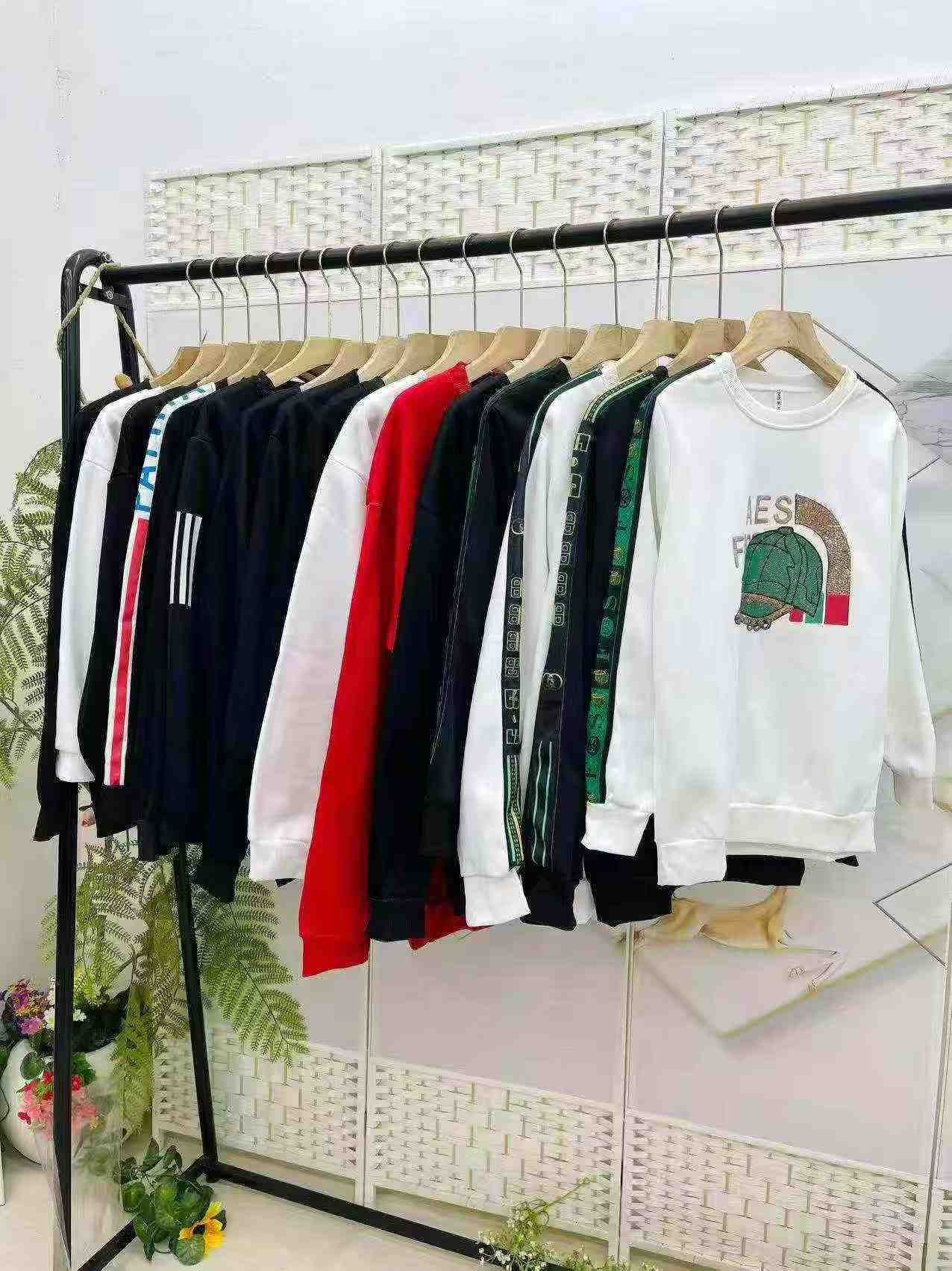 Men's Fleece Lined Sweatshirts, Total 1031 Pieces, Sizes M-4XL, Individual Packaging - Image 5