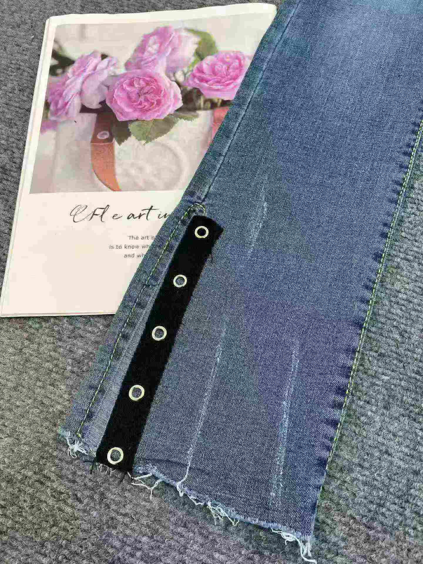 Women's Elastic Dark Blue Split Cuff Double Button Slim Cigarette Jeans 232 Pieces - Image 6