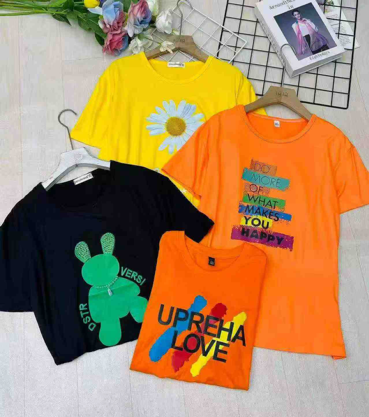 Women's Short Sleeve T-shirts, Total 857 Pieces - Image 2