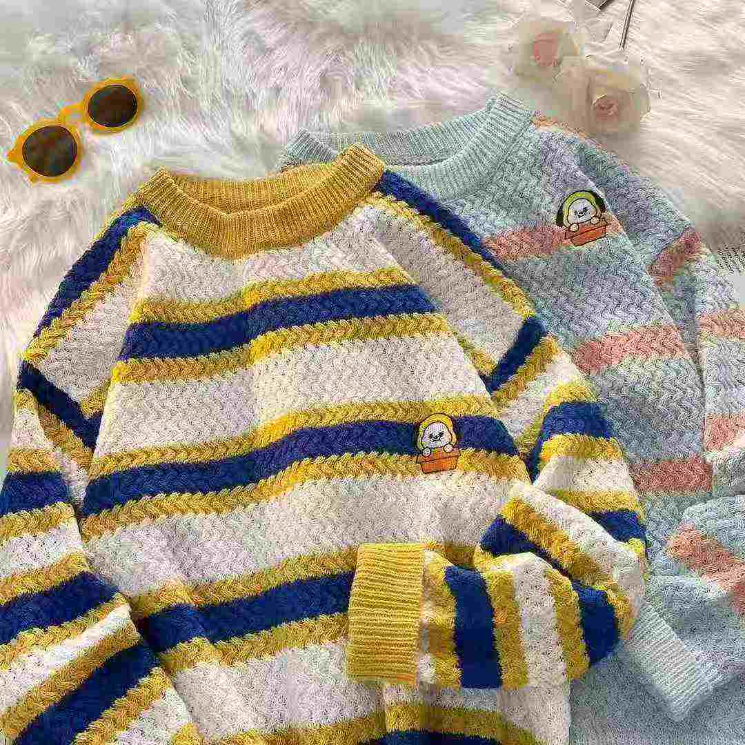 Niche Design Retro Striped Loose Men's Knit Sweater, 529 Pieces - Image 4