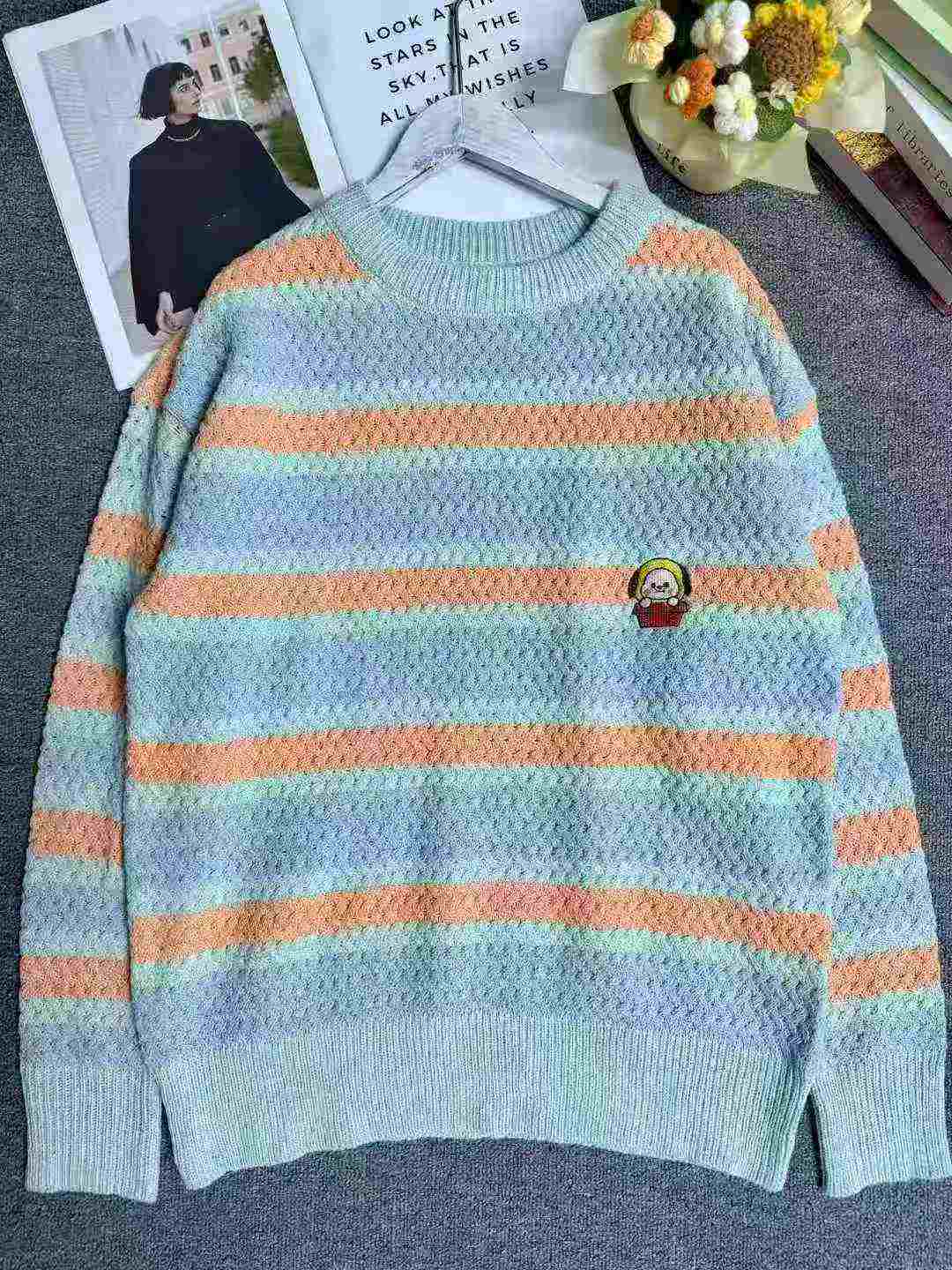 Niche Design Retro Striped Loose Men's Knit Sweater, 529 Pieces - Image 7