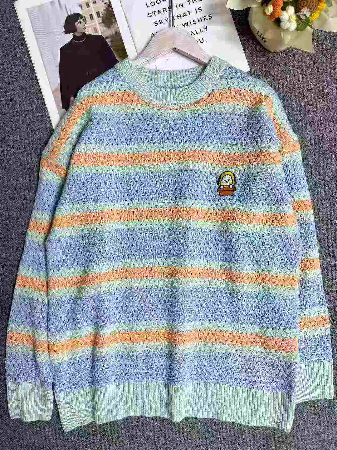 Niche Design Retro Striped Loose Men's Knit Sweater, 529 Pieces - Image 9