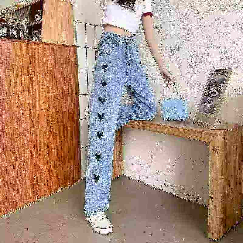 Women's Elastic Heart Embroidered High Waist Cropped Harem Jeans 110PCS Clearance - Image 3