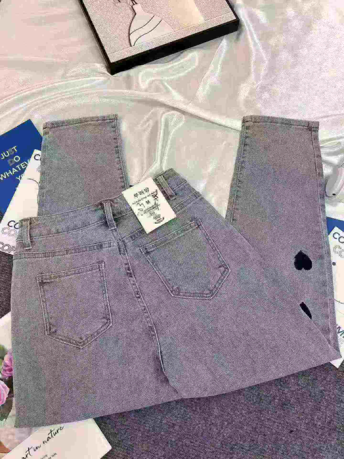 Women's Elastic Heart Embroidered High Waist Cropped Harem Jeans 110PCS Clearance - Image 7