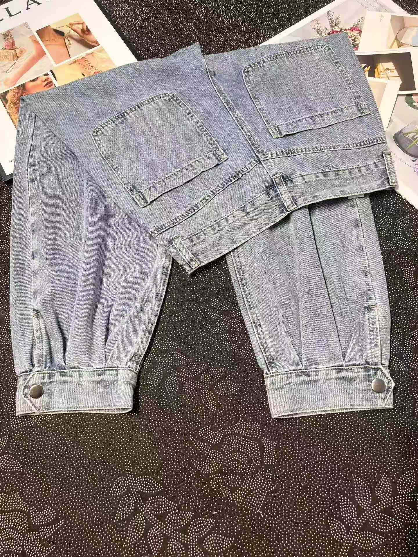 212 Pieces Women's High Waist Loose Side Button Tapered Denim Harem Jeans - Image 5