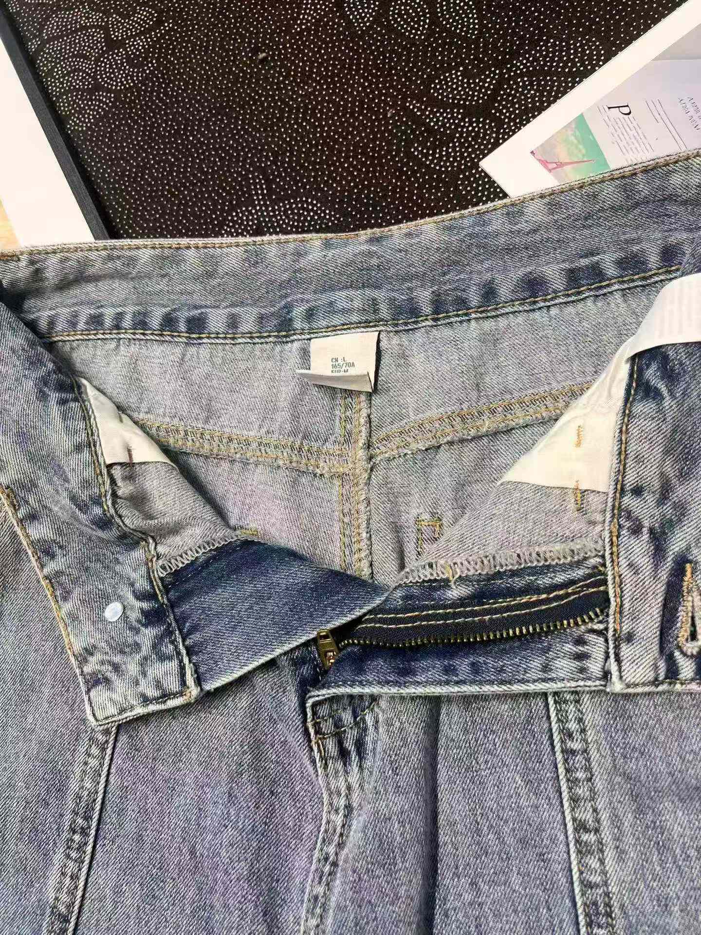 212 Pieces Women's High Waist Loose Side Button Tapered Denim Harem Jeans - Image 8