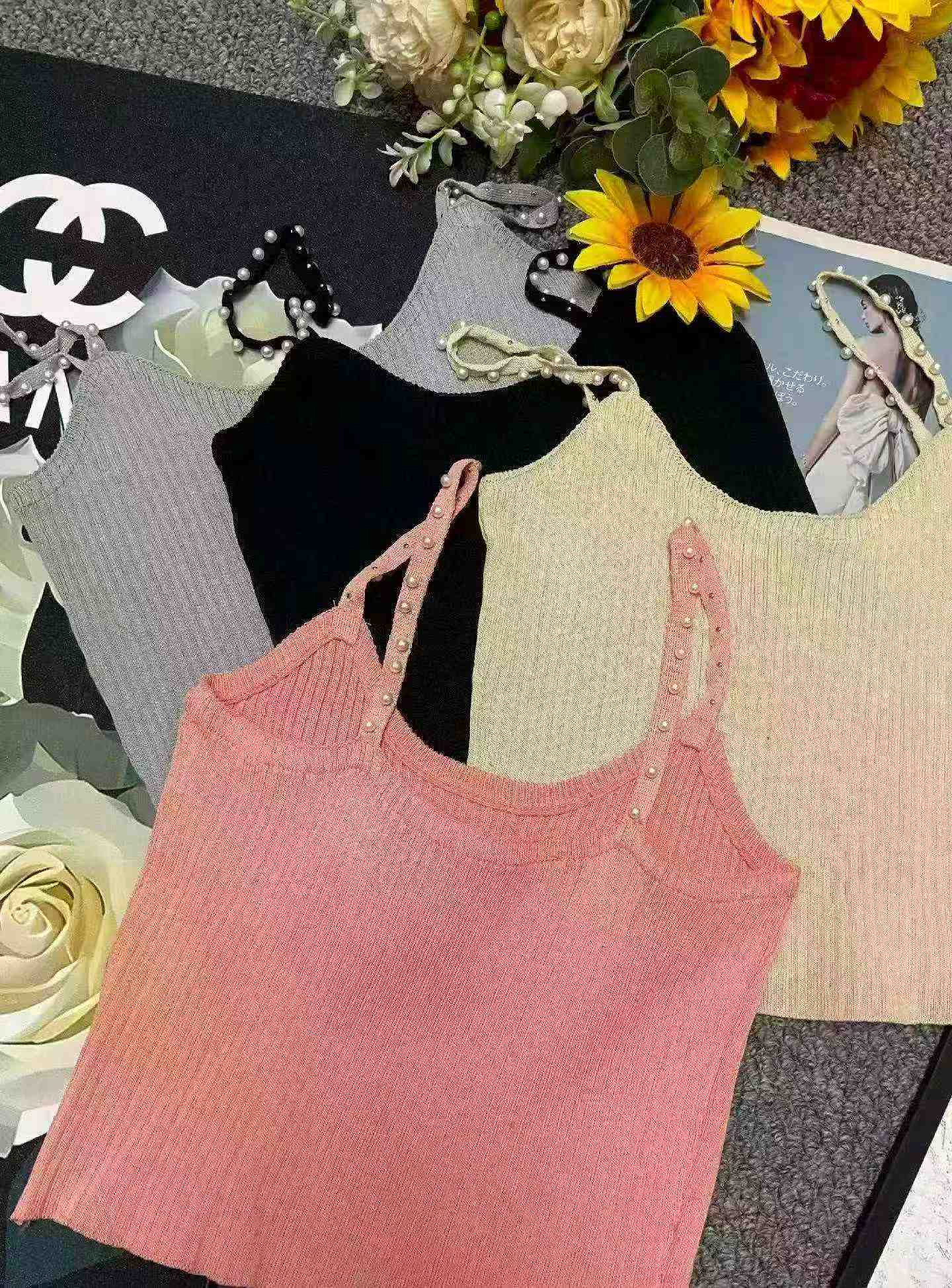 Summer Fresh Beaded Knit Camisole 1050PCS - Image 9