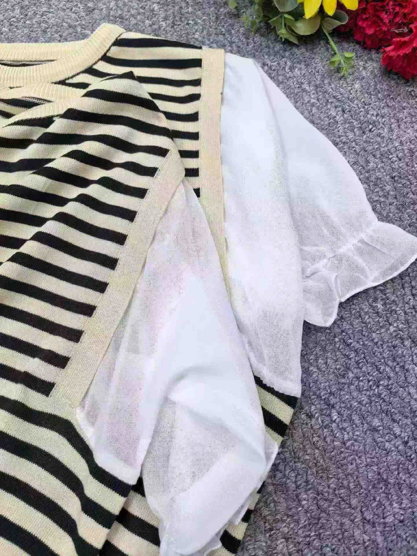 Nouveauté d'été : T-shirts tendance amples en maille à rayures colorblock à manches courtes, 300 pièces - Image 8