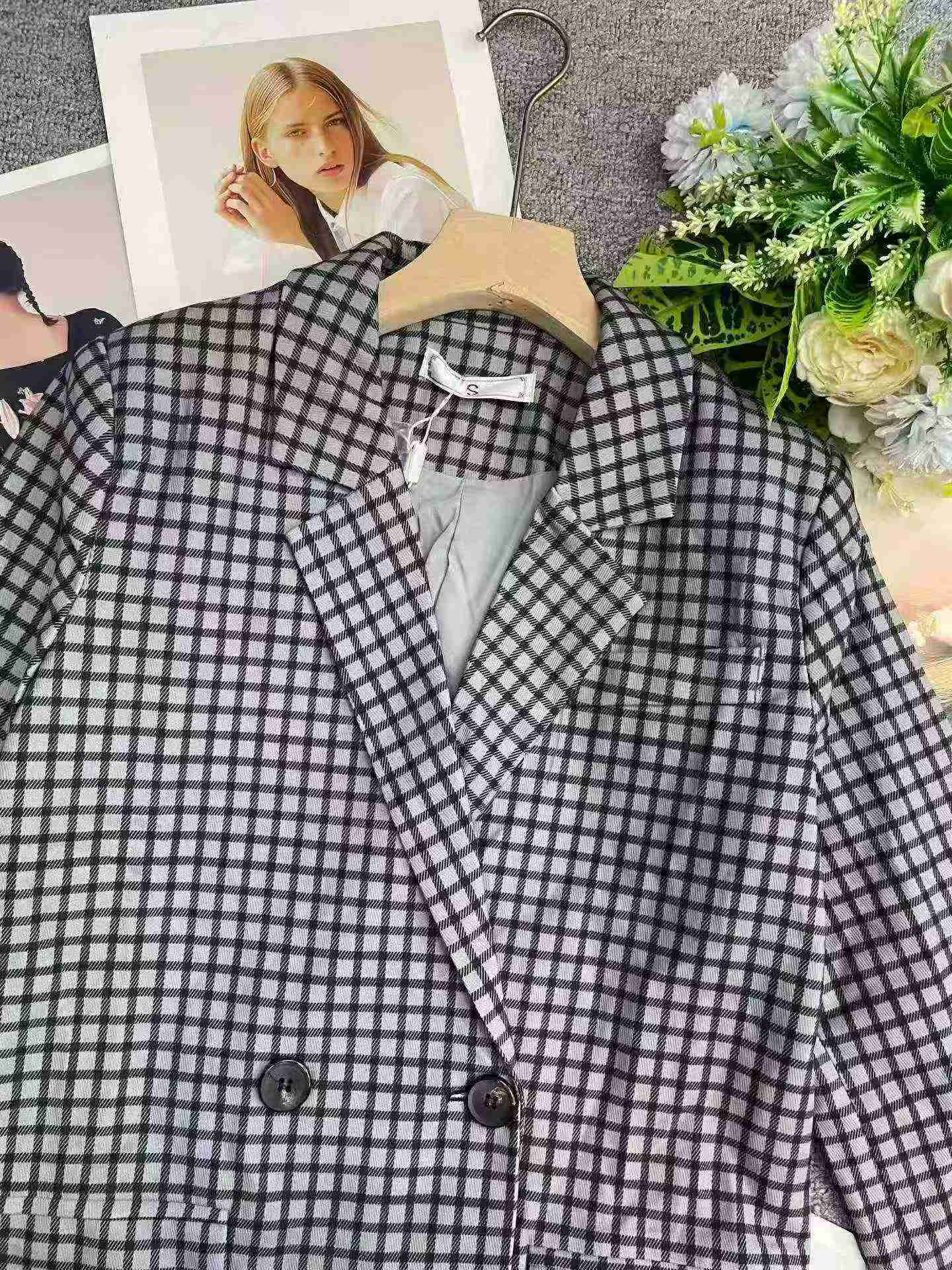 150 Pcs Houndstooth Tweed Blazer Coat - Image 3