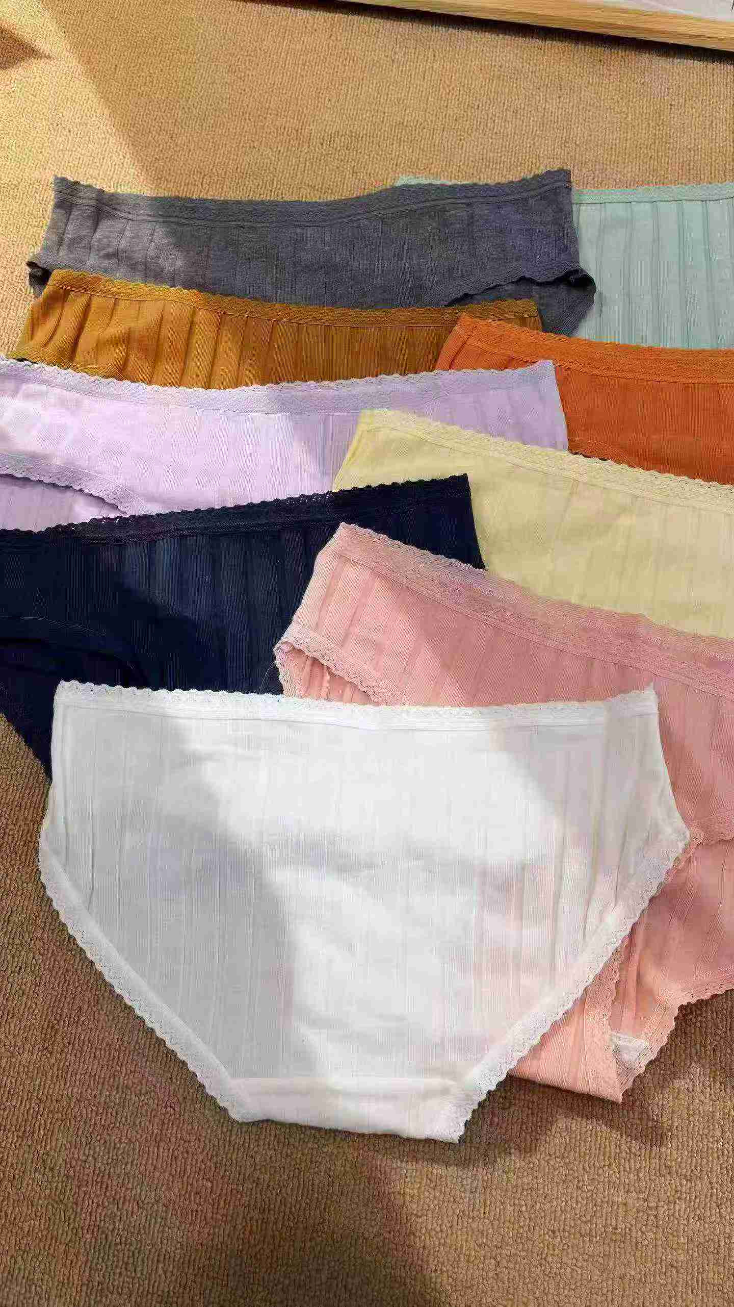 Seluar Dalam Renda Wanita Kira-kira 1280 Keping Saiz XS-XL - Image 2