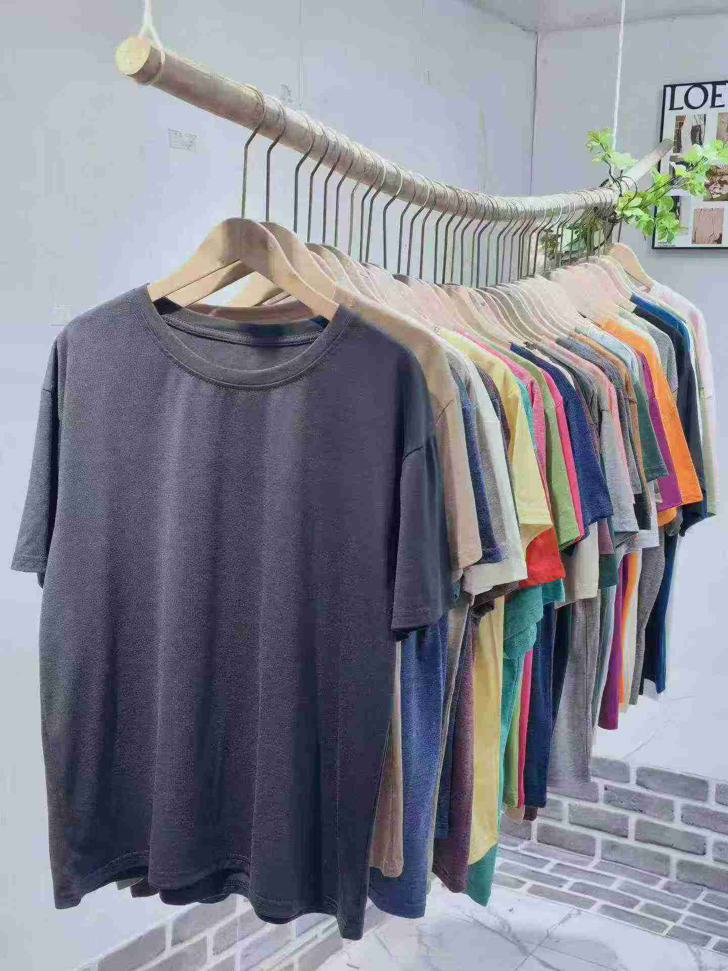 Sekitar 15000 Pcs Kaos Rayon Lengan Pendek Unisex Stok Clearance - Image 2
