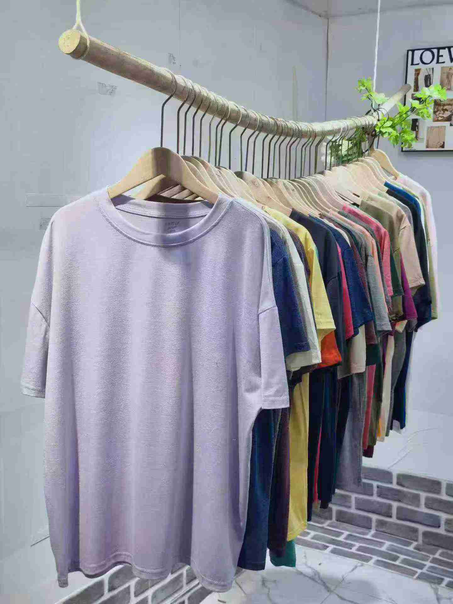 Sekitar 15000 Pcs Kaos Rayon Lengan Pendek Unisex Stok Clearance - Image 6