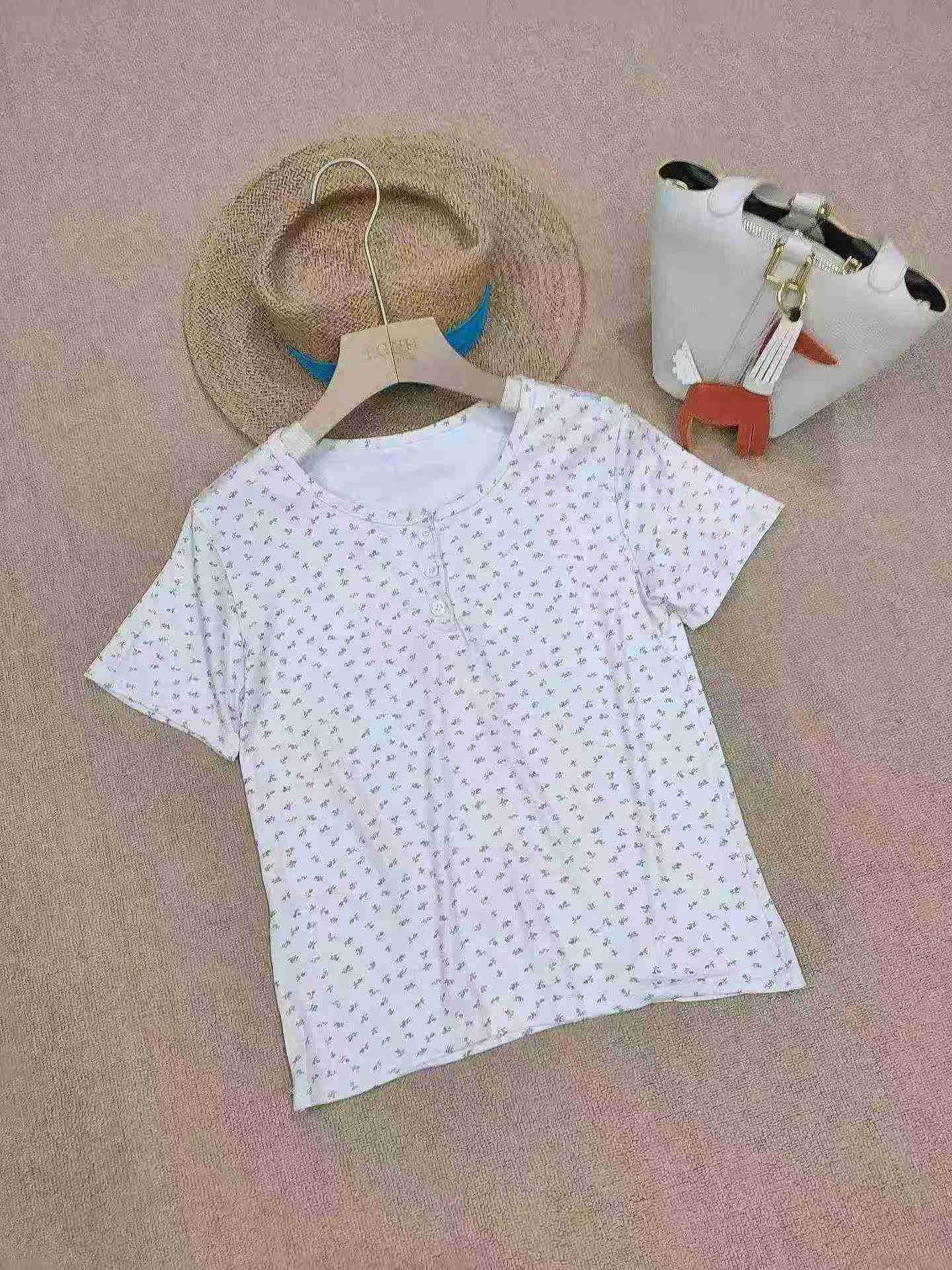 825 Pcs Fresh Floral Ice Silk Button Short Sleeve Sexy Women Tops - Image 4