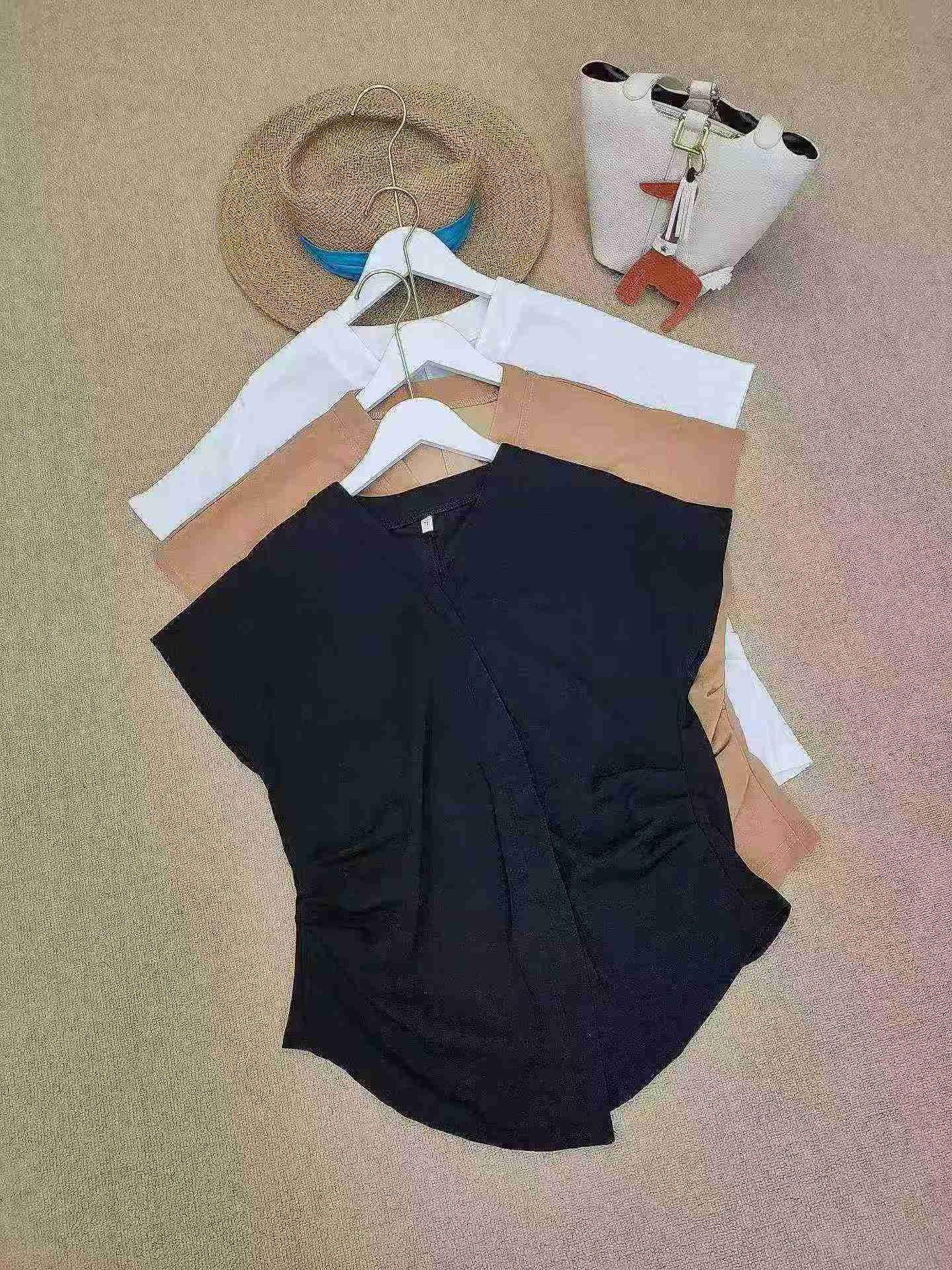 126 Pieces Middle-aged Casual Waisted Tops Clearance Wholesale - Image 9