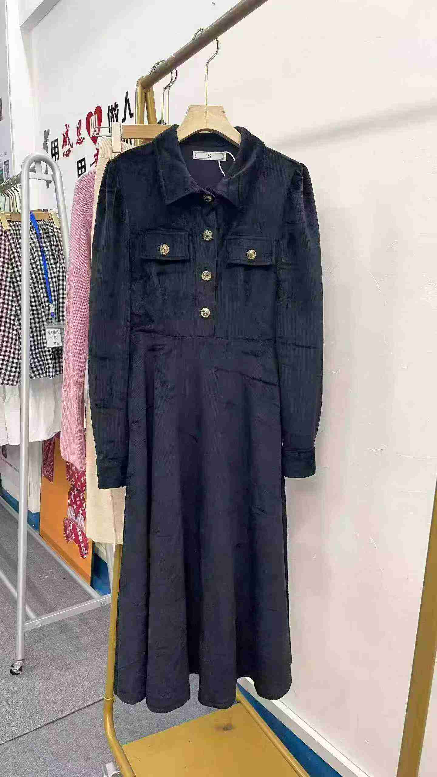 65 Pieces Recycled Hepburn Style Long Sleeve Corduroy Dresses - Image 2