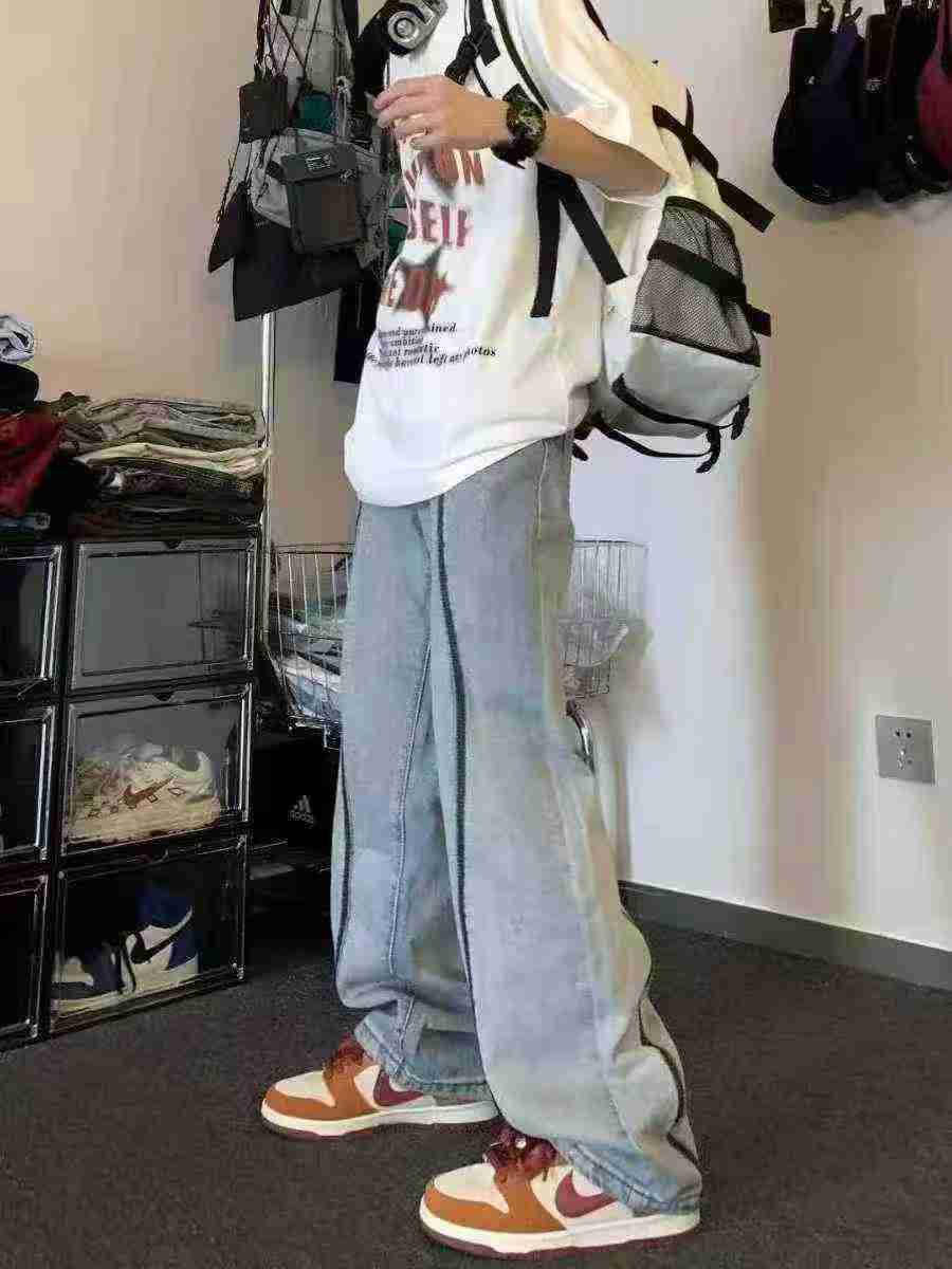 866 Pieces Vintage Unisex Straight Leg Jeans - Image 3