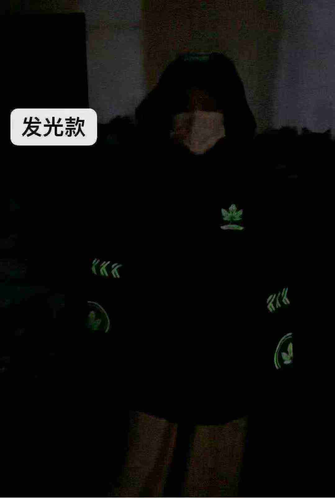 Over 1500 Pieces Trendy Maple Leaf Luminous Unisex Down Jacket - Image 9