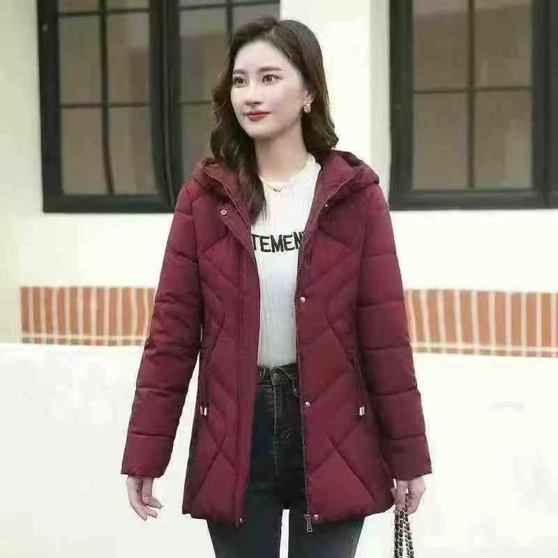 400pcs Women's Thickened Plus Size Mid-length Winter Cotton Coats - Image 1