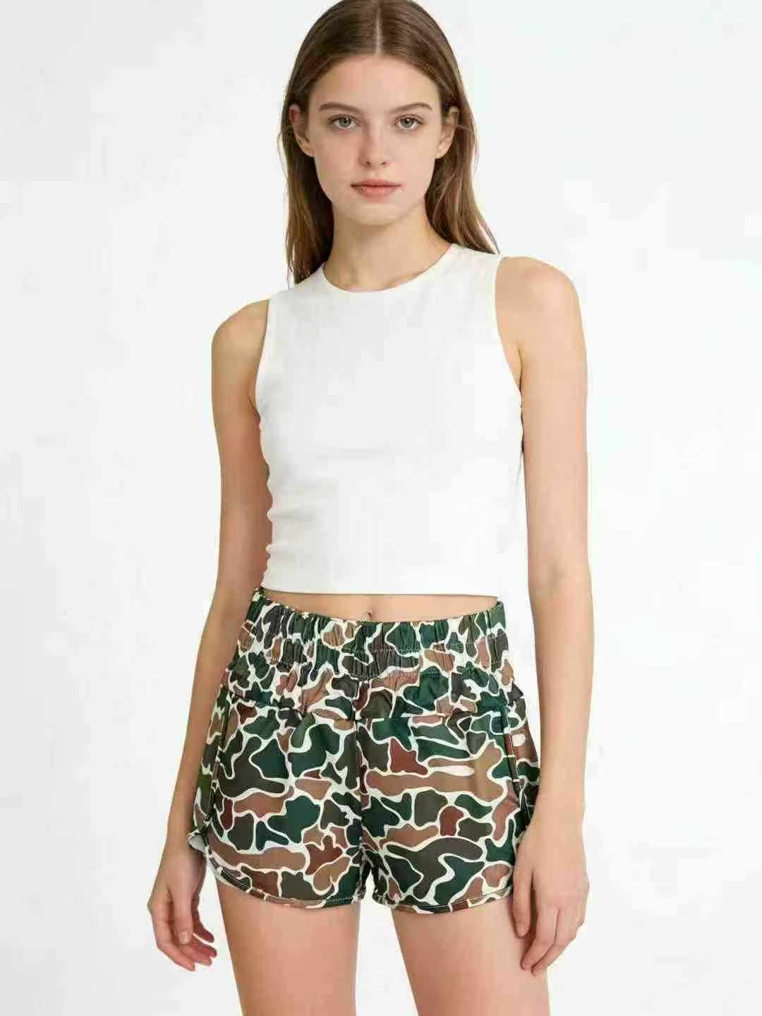 Women's High-waisted Lined Sports Shorts, 32 Pieces - Image 1