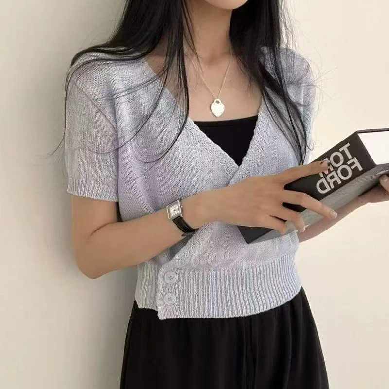 Summer French Design Waist Cinched Knit Short Sleeve T-shirt, 538 Pieces - Image 1