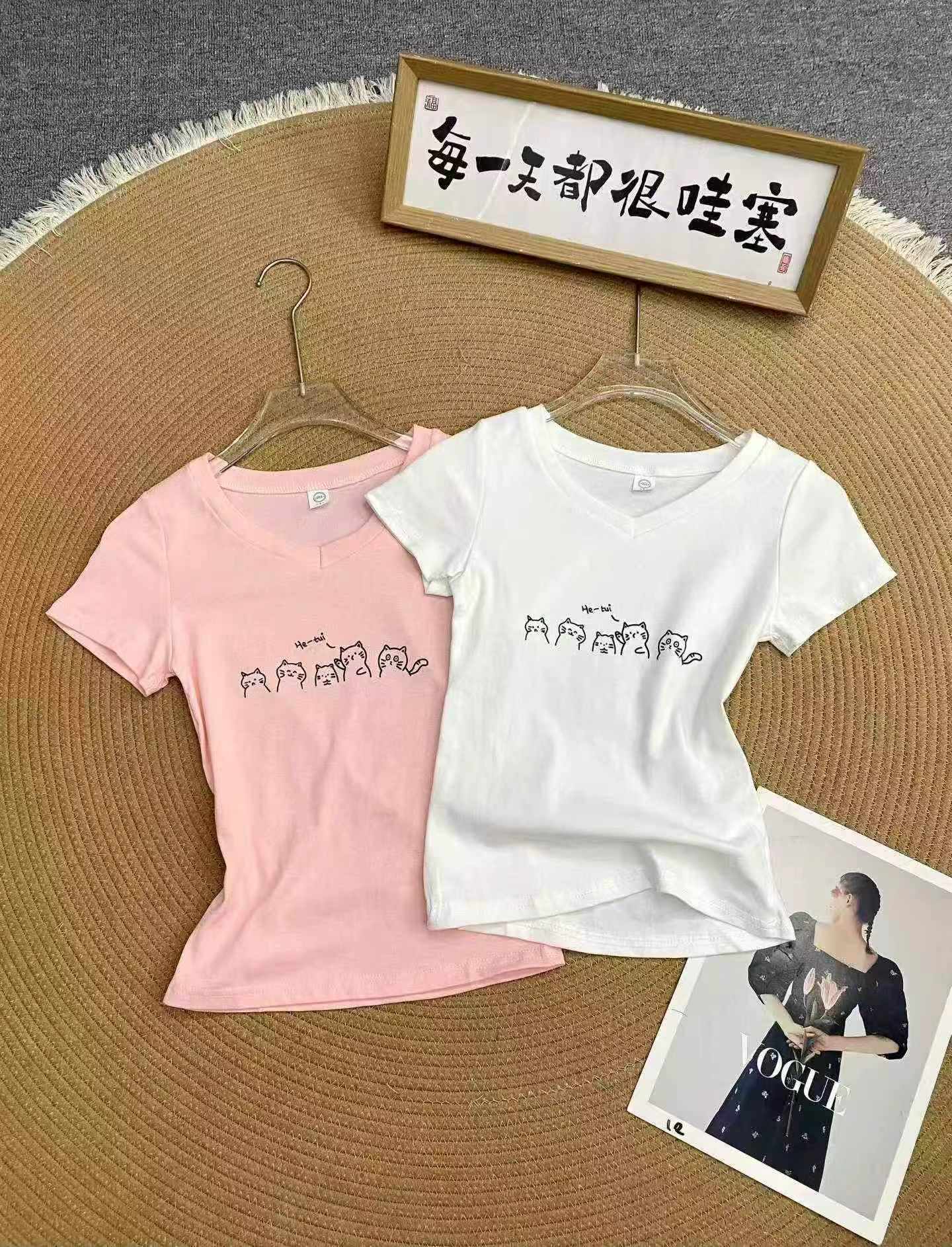 700 Pieces Pure Cotton Women Printed Short Sleeve T-shirts - Image 1