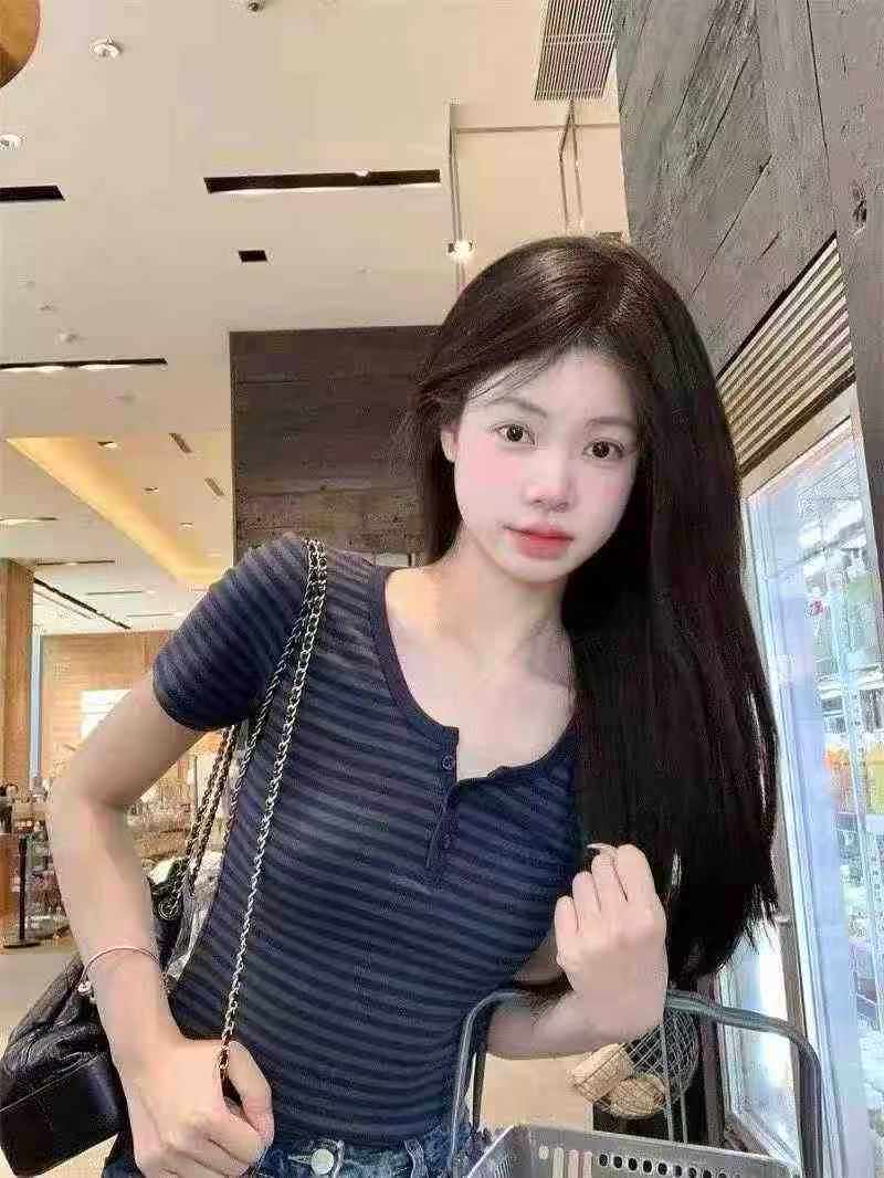 American Regular Shoulder Striped Cotton Short Sleeve T-shirts 282 Pieces - Image 1