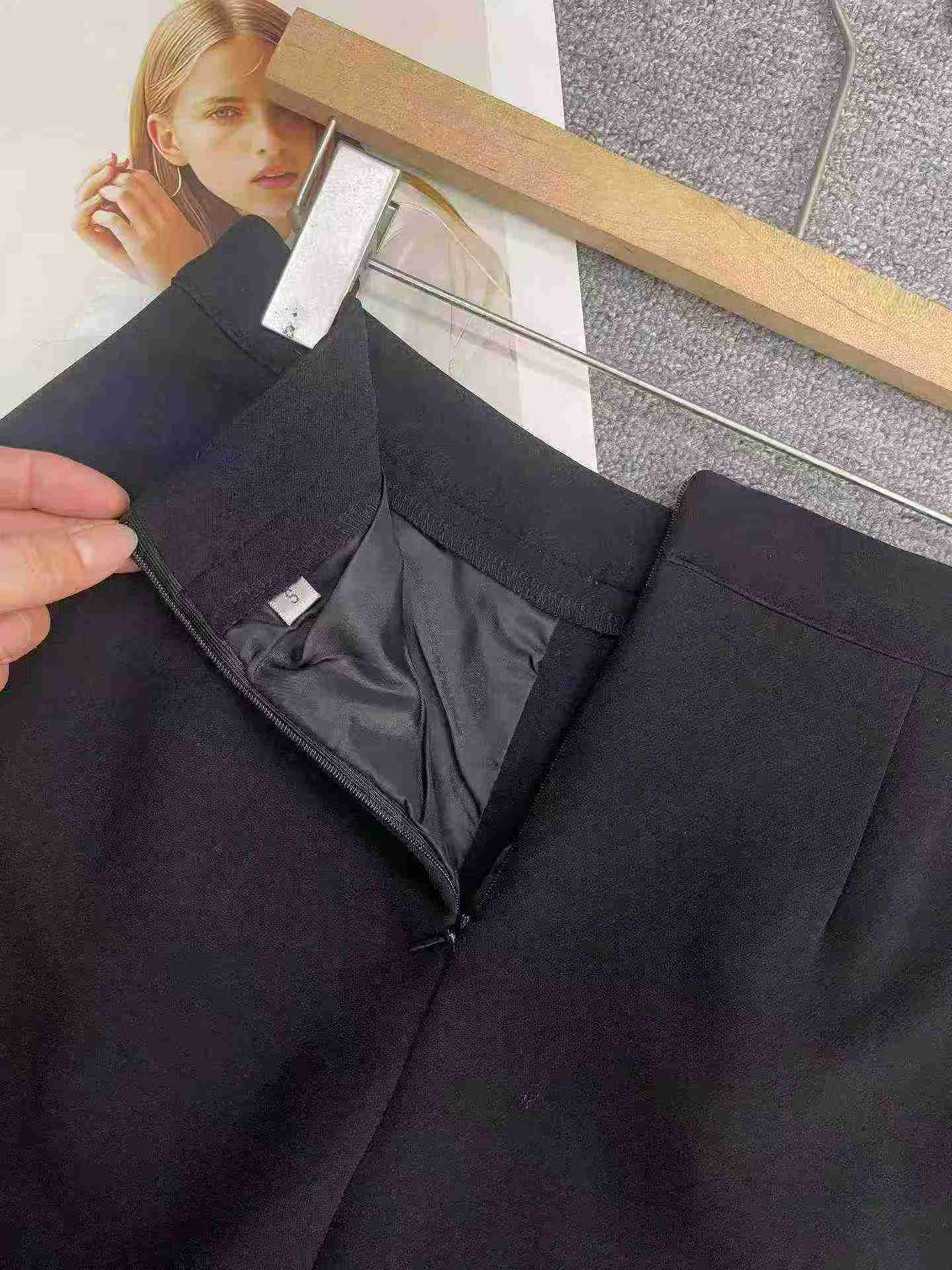 96 Pcs Recycled Simple Slim Midi Slit Skirts With Lining - Image 1